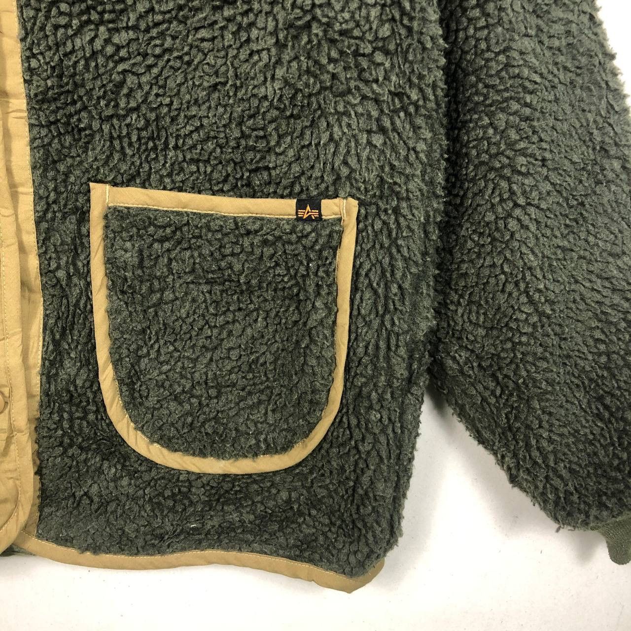 Alpha Industries × Army Of Me Alpha Industries Army Faux Fur Sherpa Reversible Jacket Size US L / EU 52-54 / 3 - 9 Thumbnail
