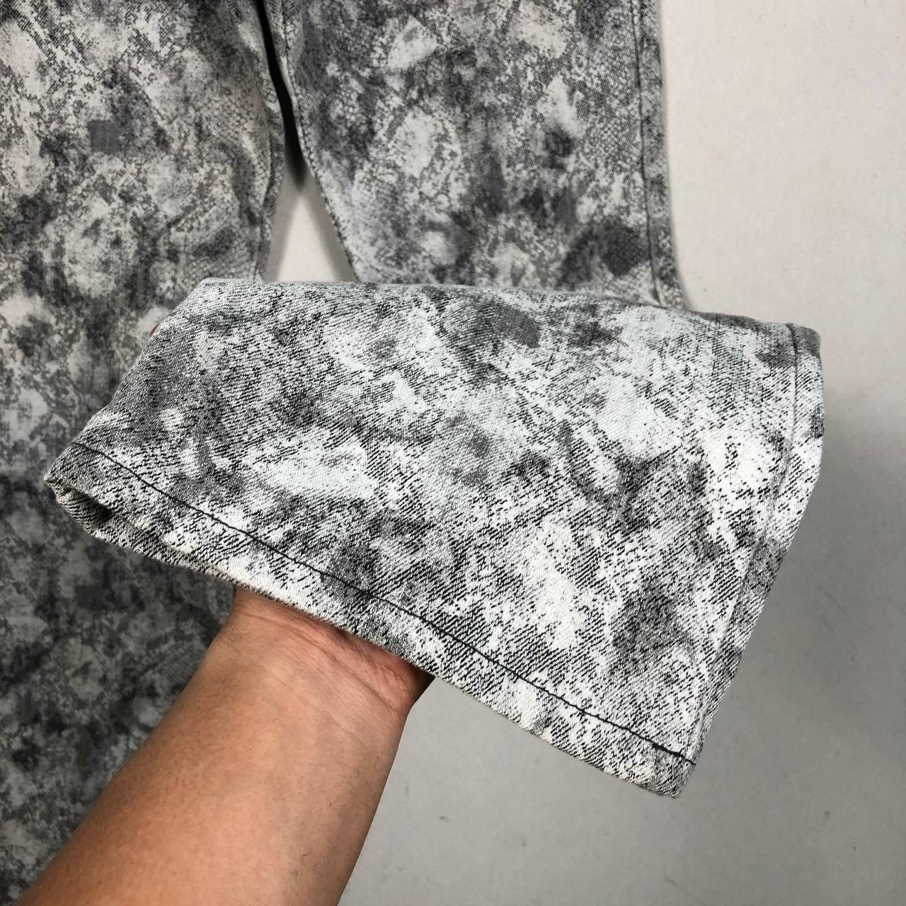 semanticdesign Semantic Design Japan Archive Snake Black White Jeans Size US 29 - 6 Thumbnail