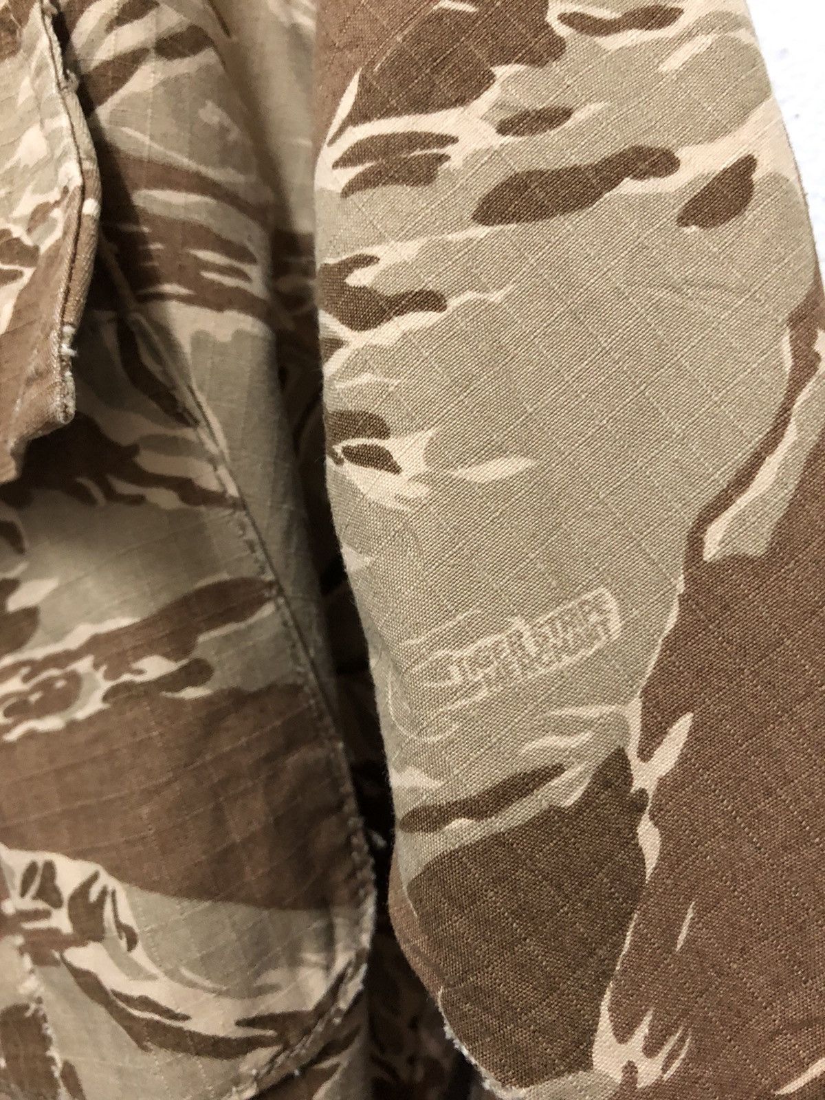 If Six Was Nine TRUE VINTAGE US ARMY TIGER STRIPE DESERTS CAMO SHIRT Size US M / EU 48-50 / 2 - 4 Thumbnail