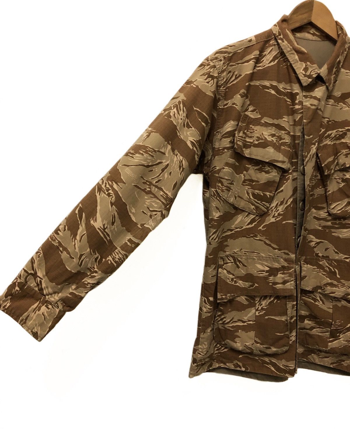 If Six Was Nine TRUE VINTAGE US ARMY TIGER STRIPE DESERTS CAMO SHIRT Size US M / EU 48-50 / 2 - 3 Thumbnail