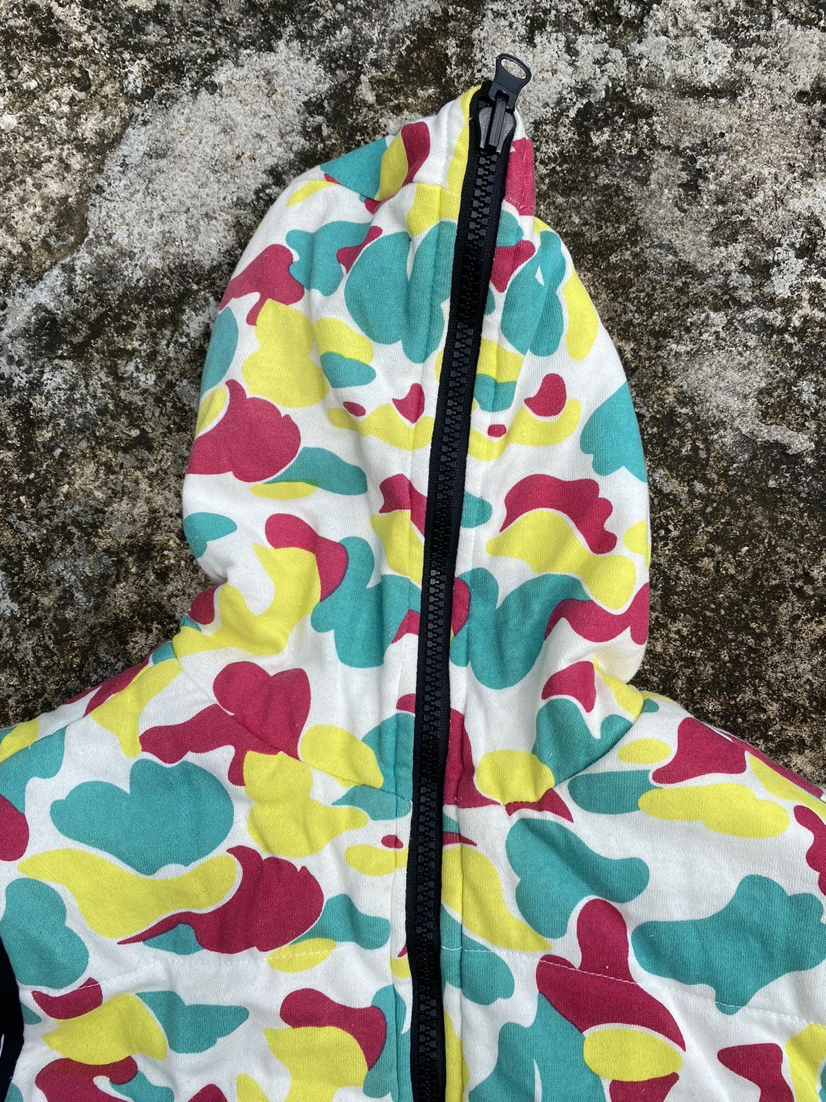 Japanese Brand Allix Design Camo Puffer Hoodie Size L / US 10 / IT 46 - 2 Thumbnail