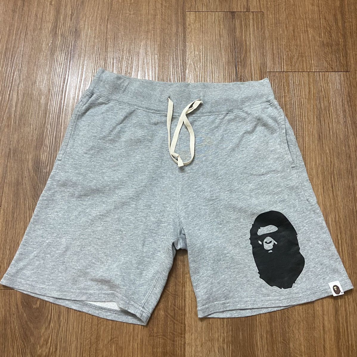 Bape APE head / essential /monochrome Size US 32 / EU 48 - 1 Thumbnail