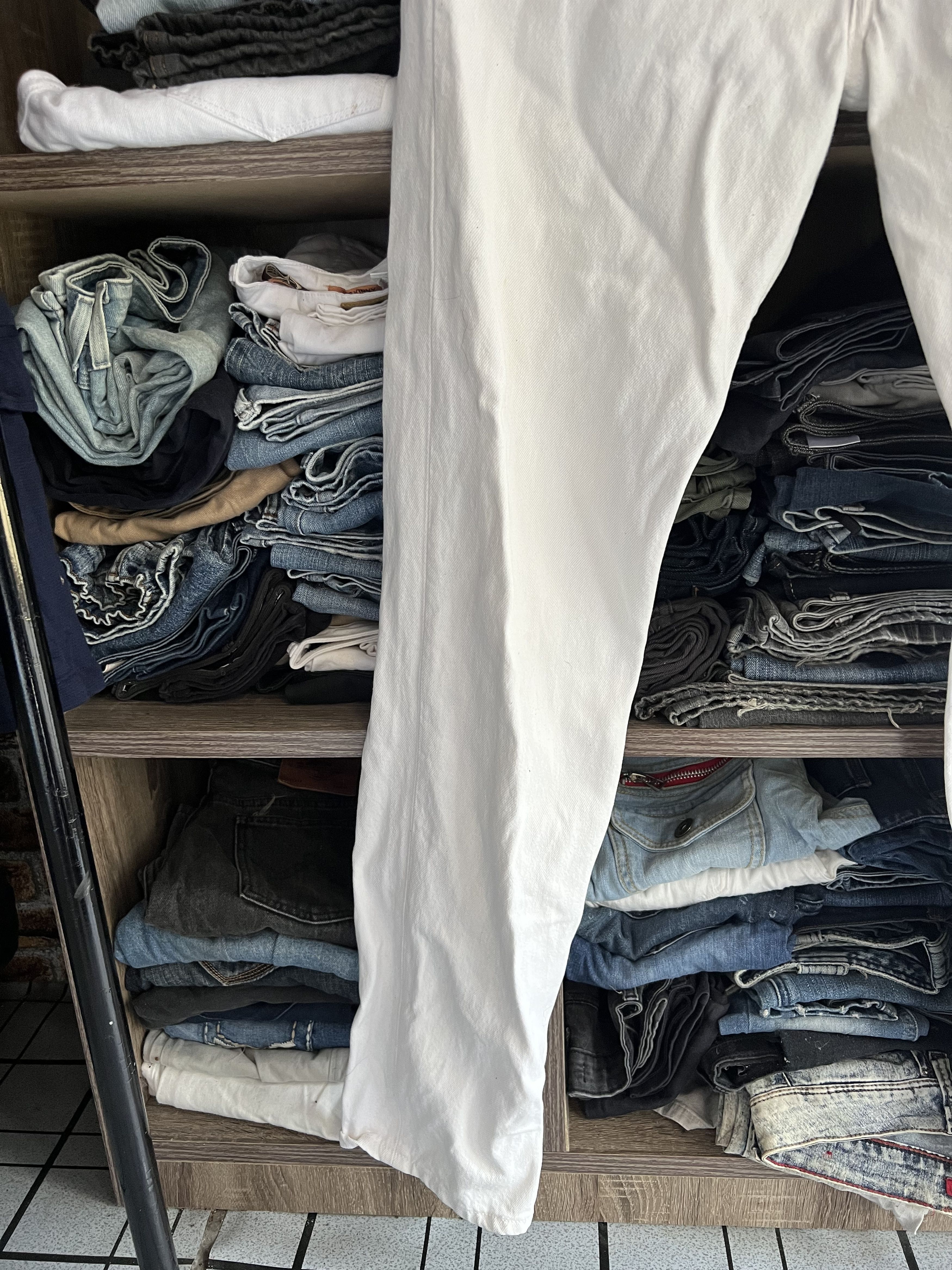 Levi's Vintage Clothing 🔥Rare White Levis 501 Denim Size US 31 - 4 Thumbnail