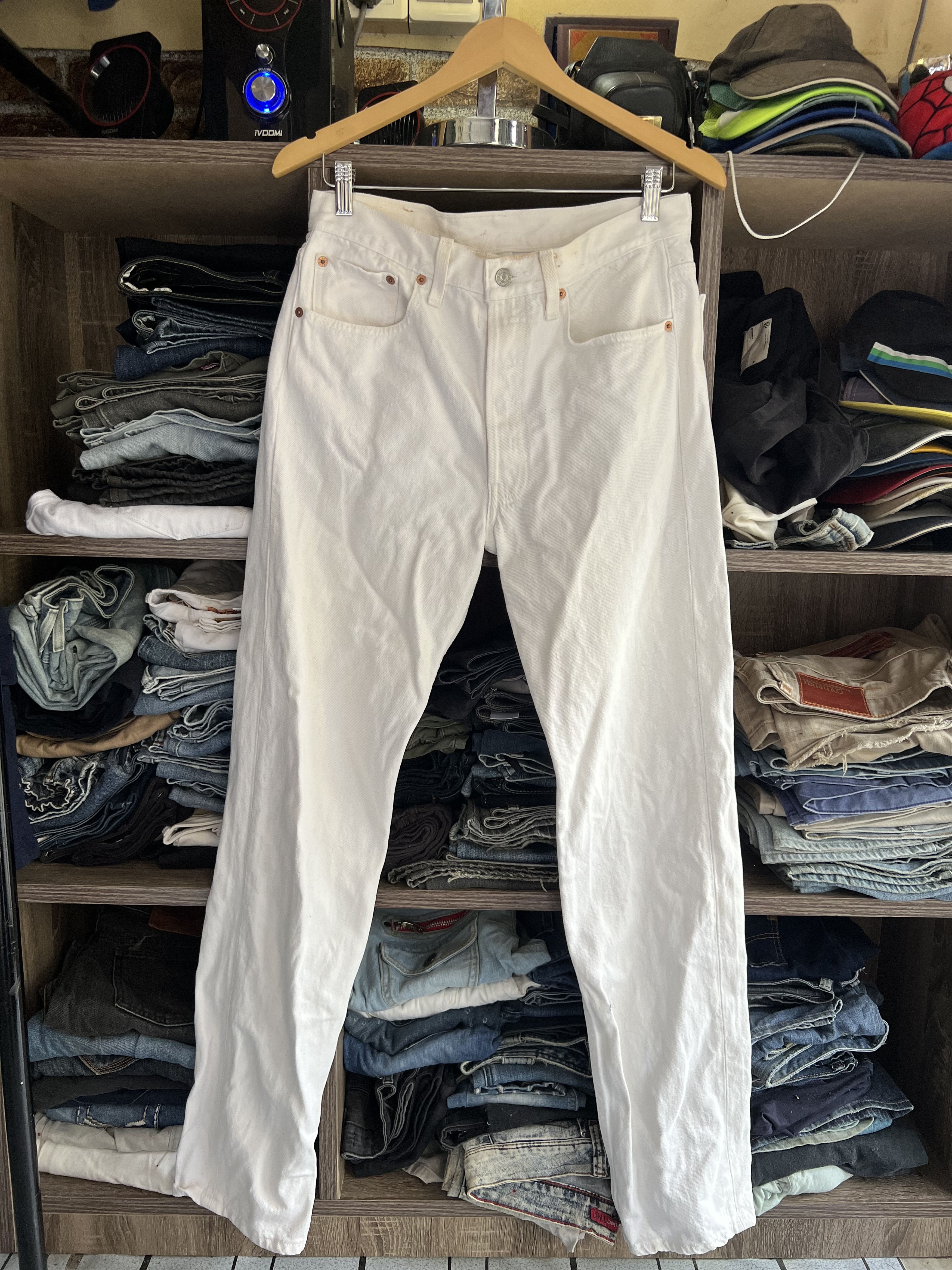 🔥Rare White Levis 501 Denim