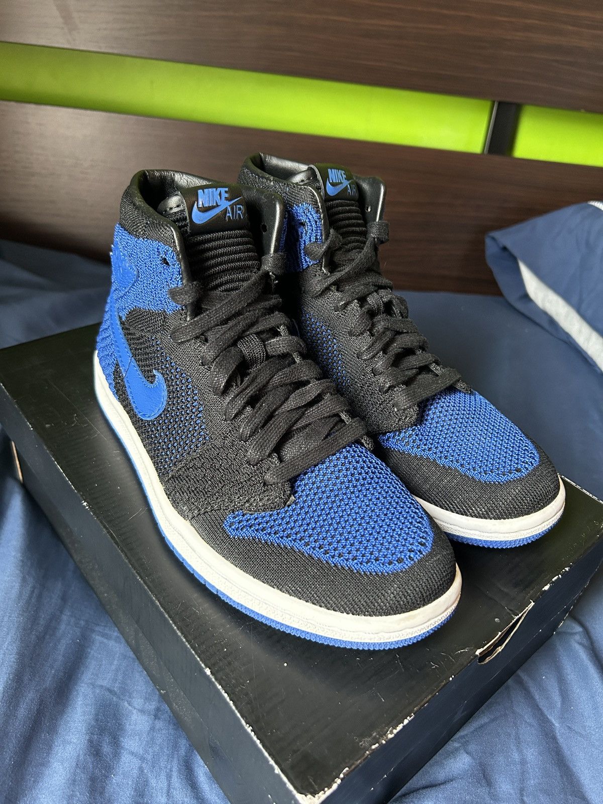 Jordan Brand × Nike Air Jordan 1 Retro High OG Flyknit Royal Blue Size US 5.5 / EU 38 - 2 Thumbnail
