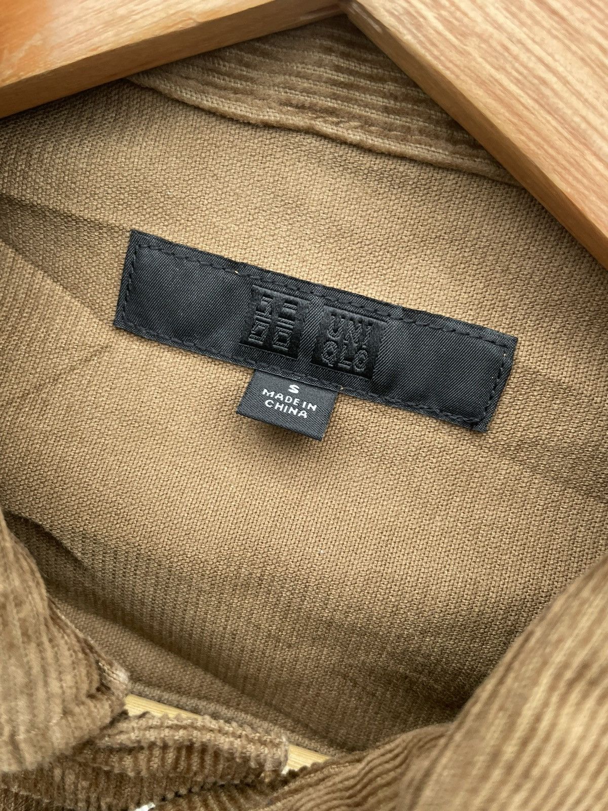 Japanese Brand Uniqlo Coduroy Jacket Size US S / EU 44-46 / 1 - 10 Thumbnail