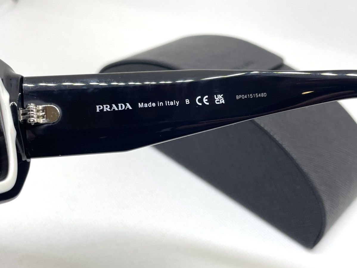 Prada Prada Symbole sunglasses PR 06YS 09Q5S0 53. New Collection Size ONE SIZE - 9 Thumbnail