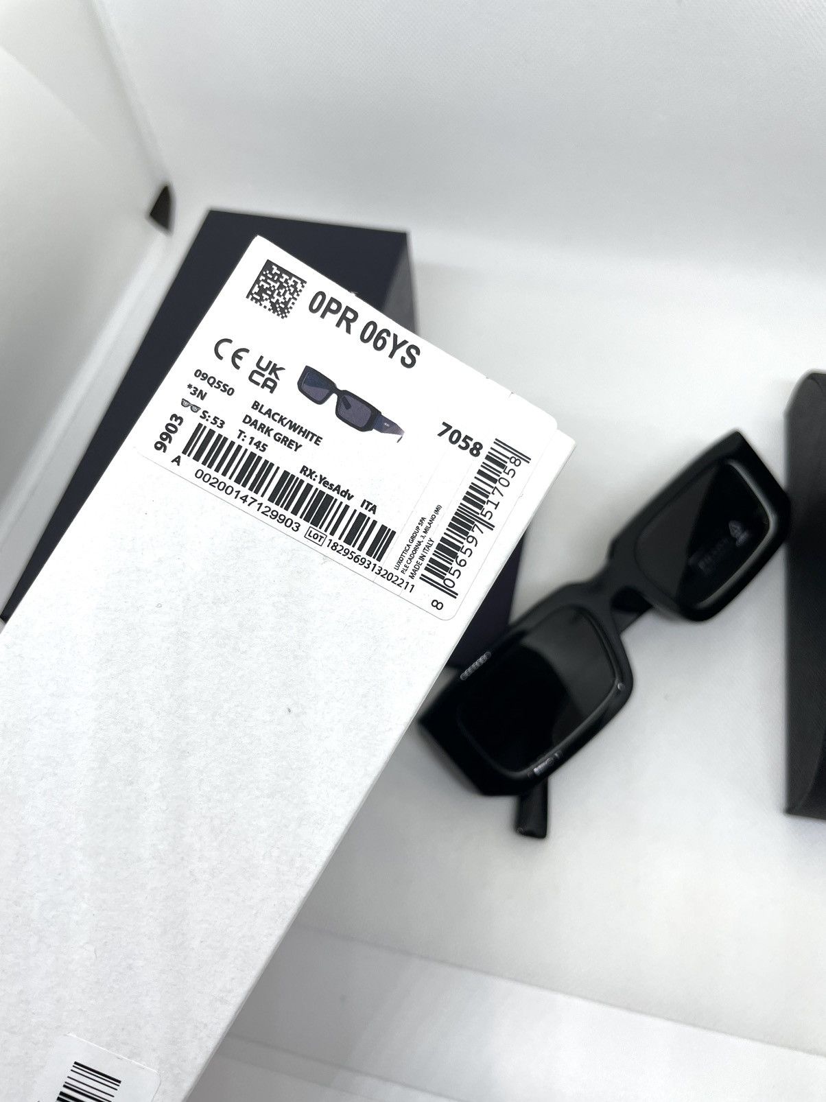 Prada Prada Symbole sunglasses PR 06YS 09Q5S0 53. New Collection Size ONE SIZE - 10 Thumbnail