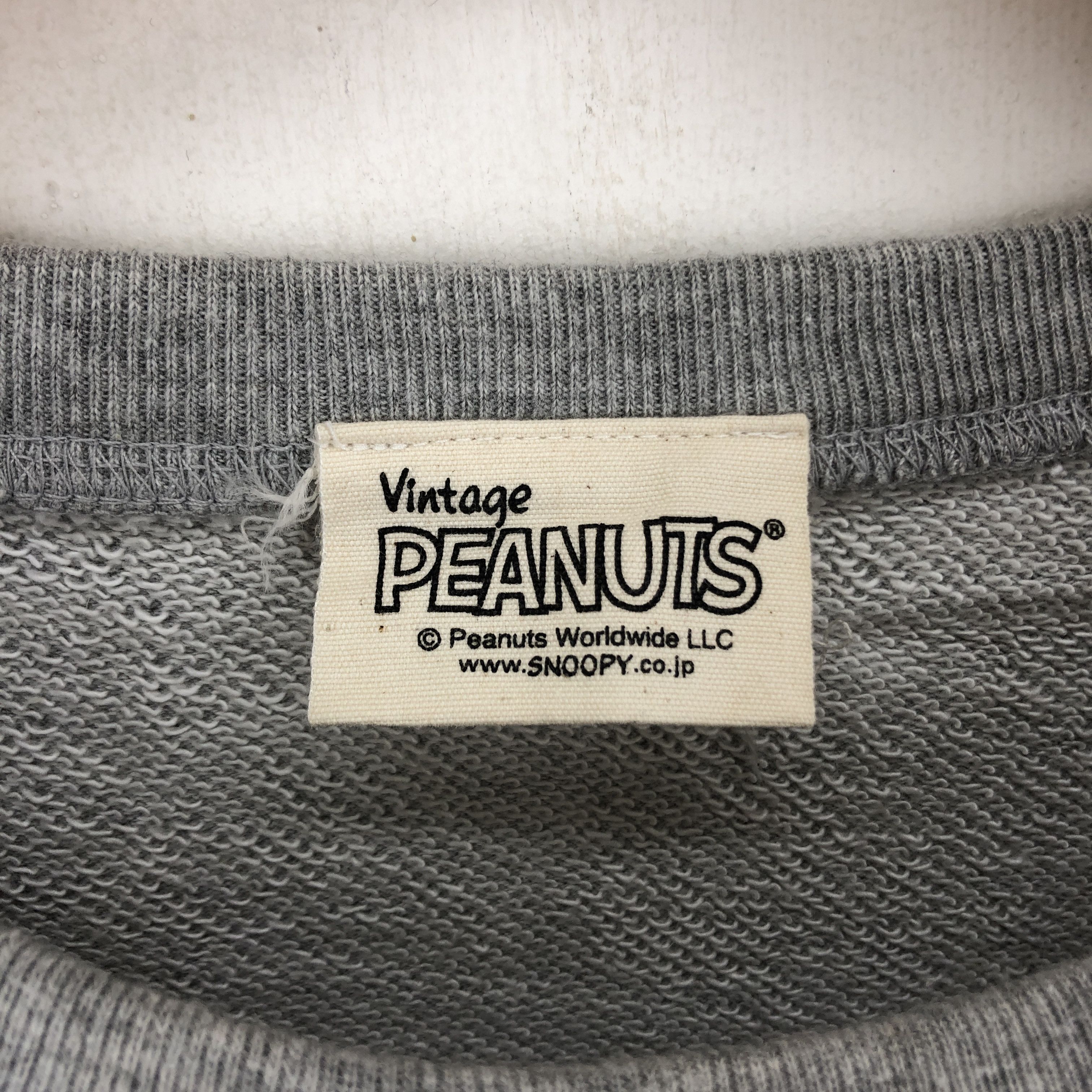 Peanuts CHARLIE BROWN Crew Neck Sweatshirt #1748-66 Size US M / EU 48-50 / 2 - 3 Thumbnail
