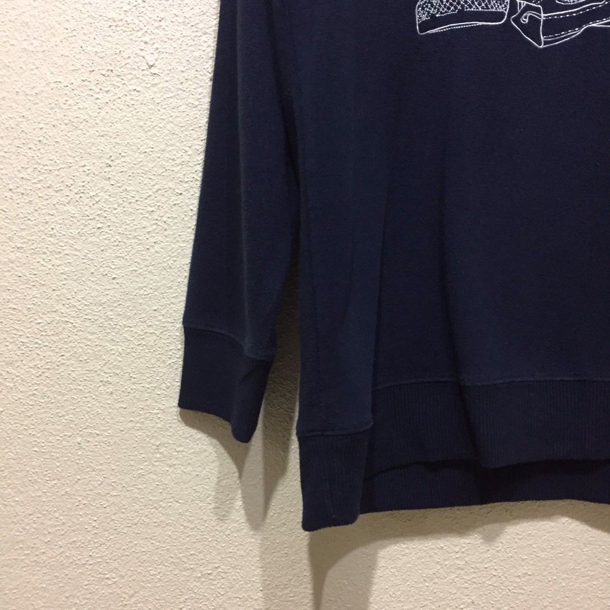 Converse CONVERSE Sweatshirt ...Embroidered shoes Logo size L fits M Size US M / EU 48-50 / 2 - 3 Thumbnail