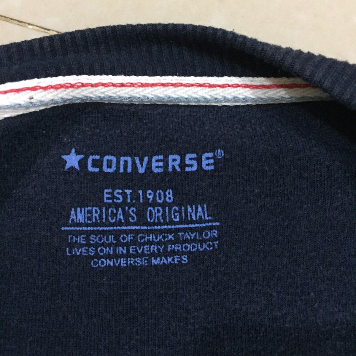 Converse CONVERSE Sweatshirt ...Embroidered shoes Logo size L fits M Size US M / EU 48-50 / 2 - 7 Thumbnail