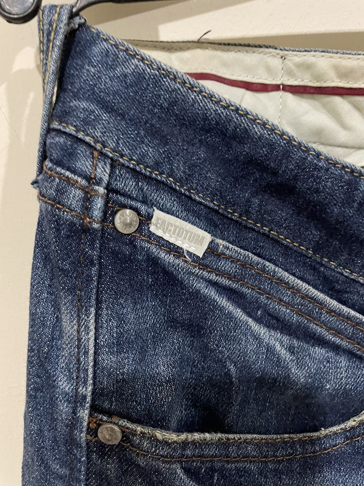 FACTOTUM Factotum Japan Rockers Stonewash Skinny Jeans Size US 33 - 7 Thumbnail