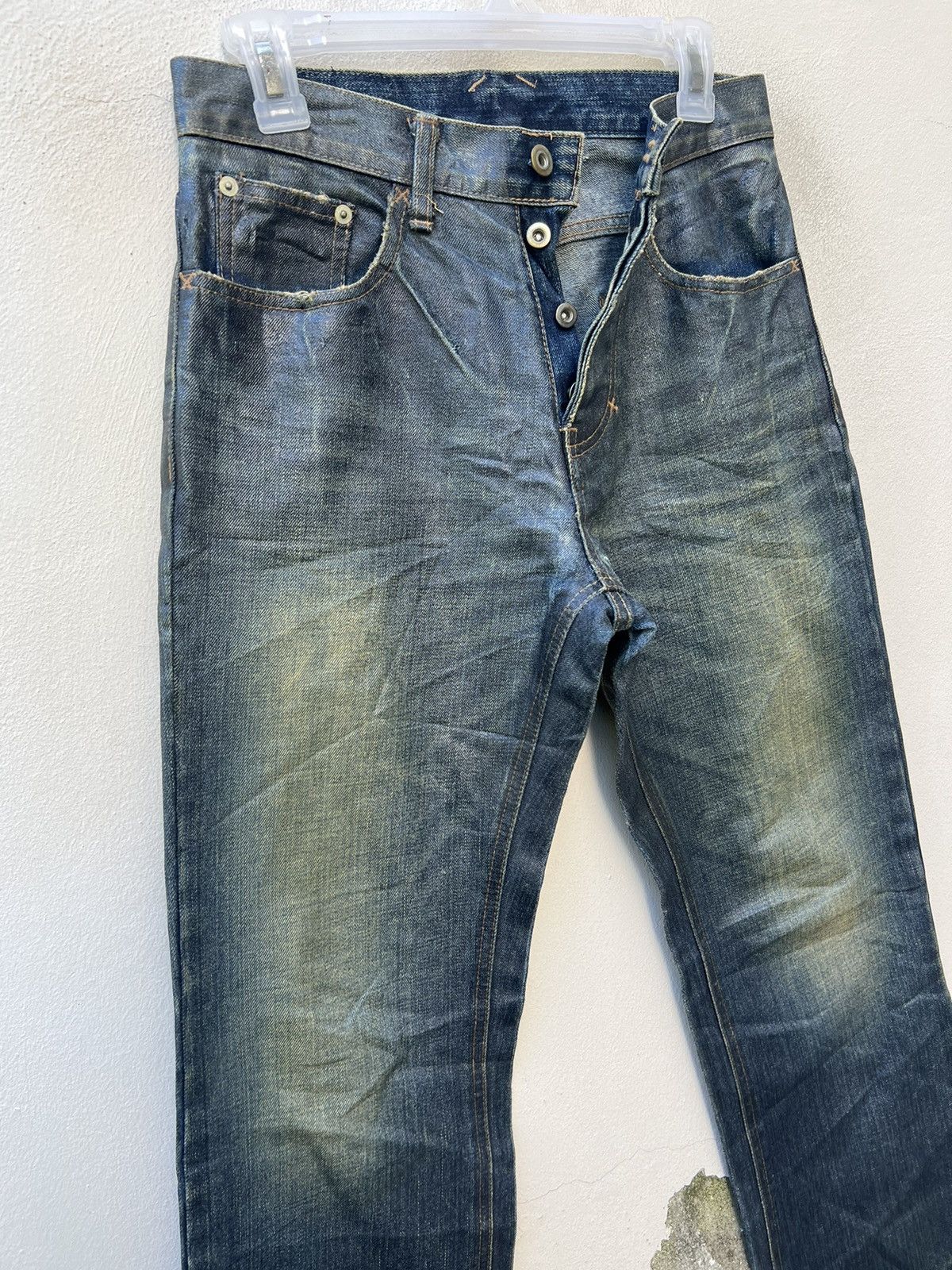DISCOVERED × Le Grande Bleu (L.G.B.) × Vintage Vintage Discovered Japan Luster Waxed Distress Denim Jeans Size US 29 - 7 Thumbnail
