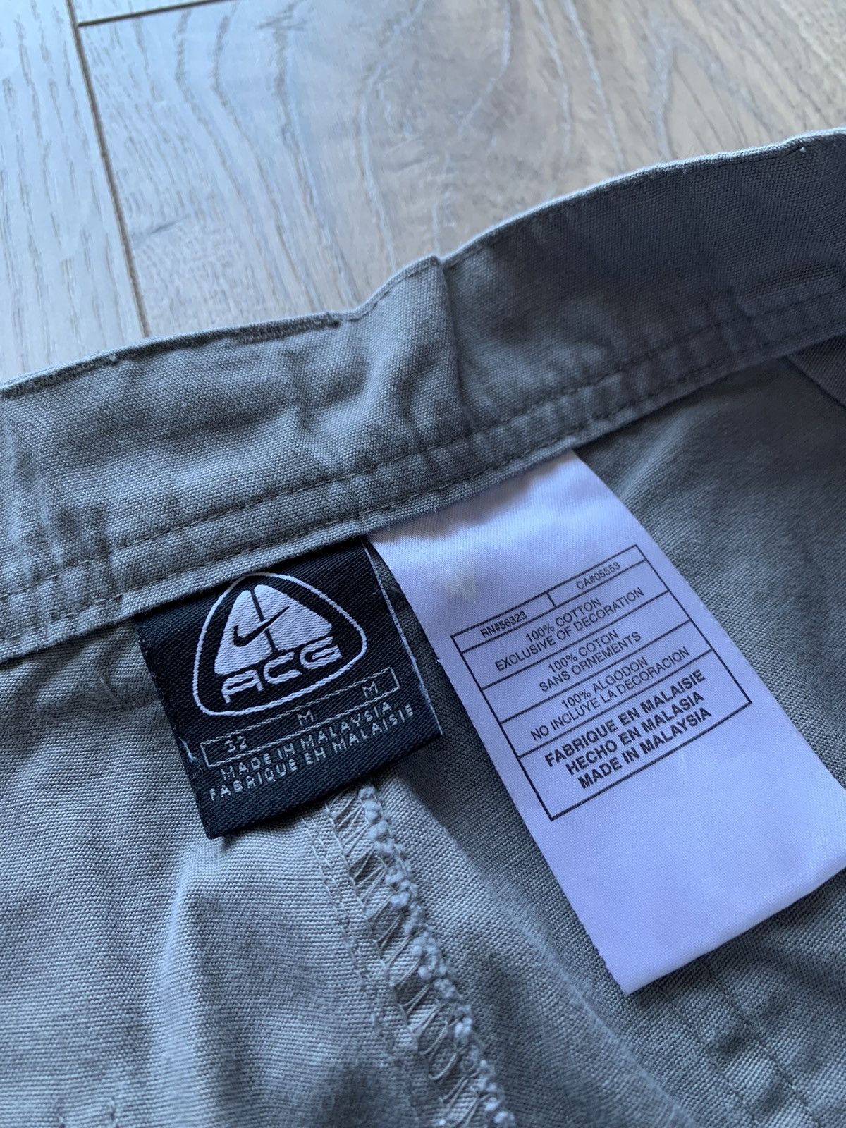 Nike ACG Nike ACG Vintage Cargo Shorts Size US 32 / EU 48 - 9 Thumbnail