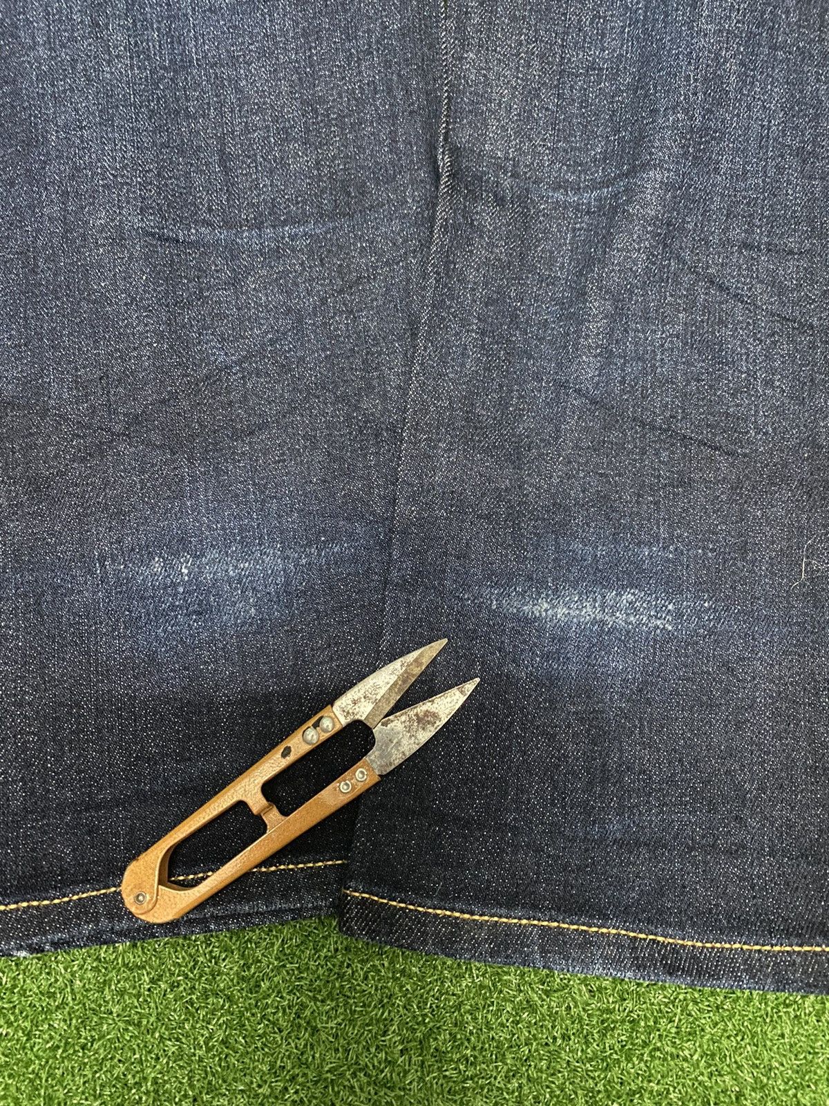 Japanese Brand UNIQLO SELVAGE DENIM SIZE 31 Size US 31 - 15 Thumbnail