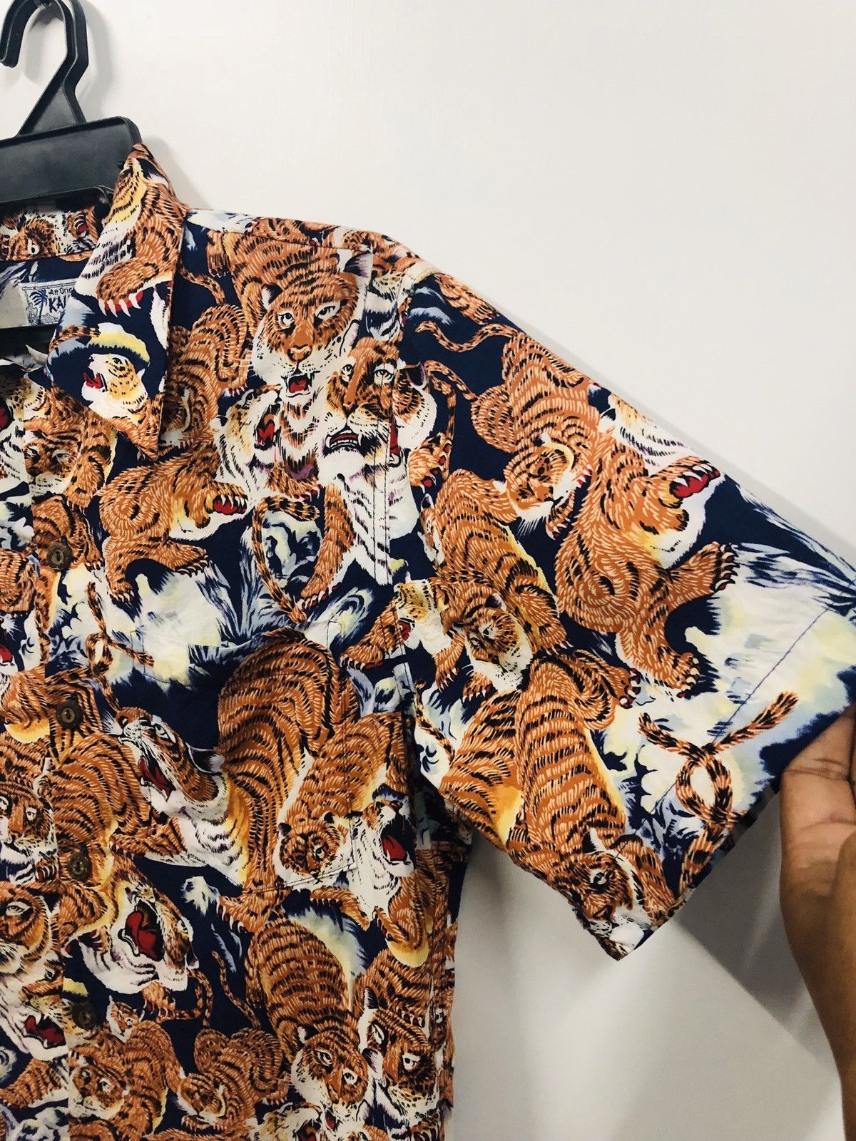 Sun Surf Vintage Rare Hawaii 100 Tiger Kalakaua Made In Hawaii T Rare Size US S / EU 44-46 / 1 - 6 Thumbnail