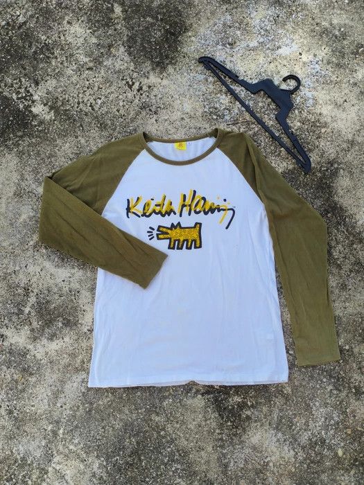 KEITH HARING X UNIQLO BIG LOGO LONG SLEEVE SHIRT