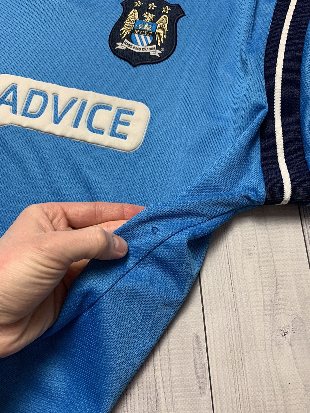 Le Coq Sportif × Vintage Vintage soccer jersey Manchester City size XL Size US XL / EU 56 / 4 - 6 Thumbnail