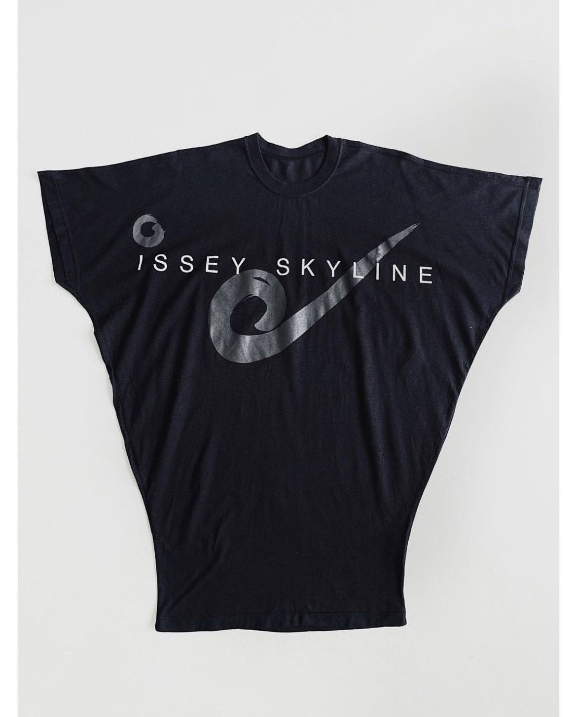 ISSEY SKYLINE Tシャツ Vintage Issey Skyline Spellout Riversible Tshirt Issey