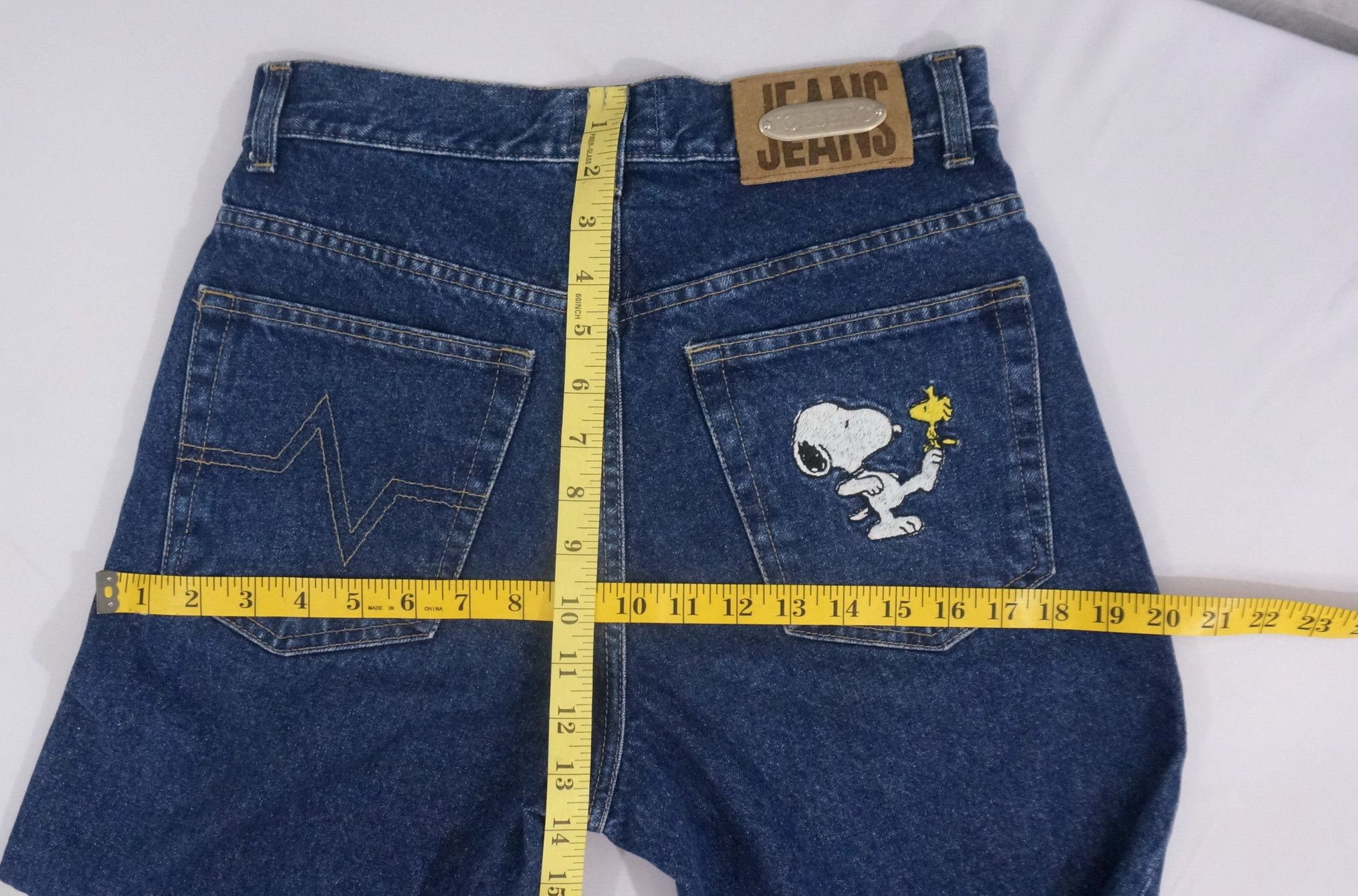 Iceberg Rare Vintage 90s Iceberg x Peanuts Blue Jeans Size US 30 / EU 46 - 16 Thumbnail