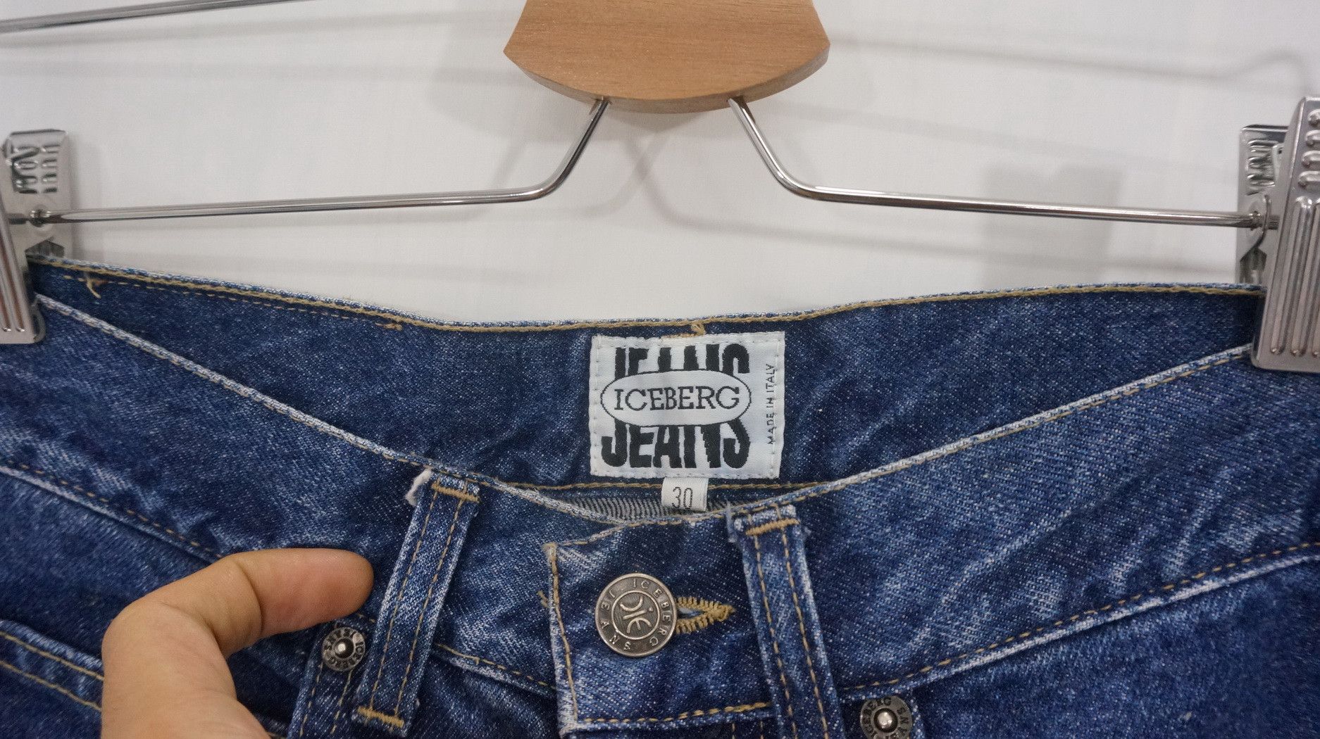 Iceberg Rare Vintage 90s Iceberg x Peanuts Blue Jeans Size US 30 / EU 46 - 6 Thumbnail