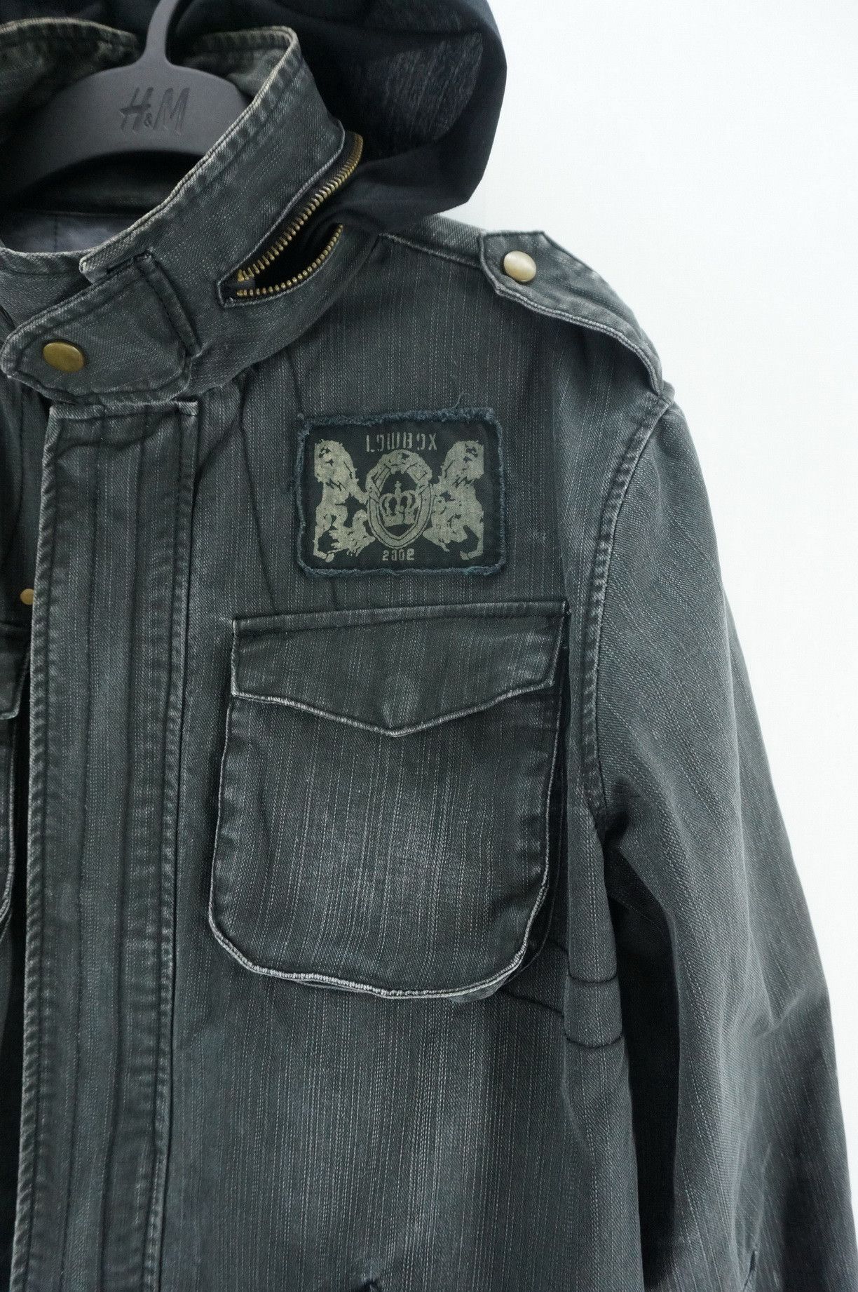 Japanese Brand Vtg Japan LOWBOX Punk Worn Out Distressed Hoodie Jacket Size US S / EU 44-46 / 1 - 2 Thumbnail