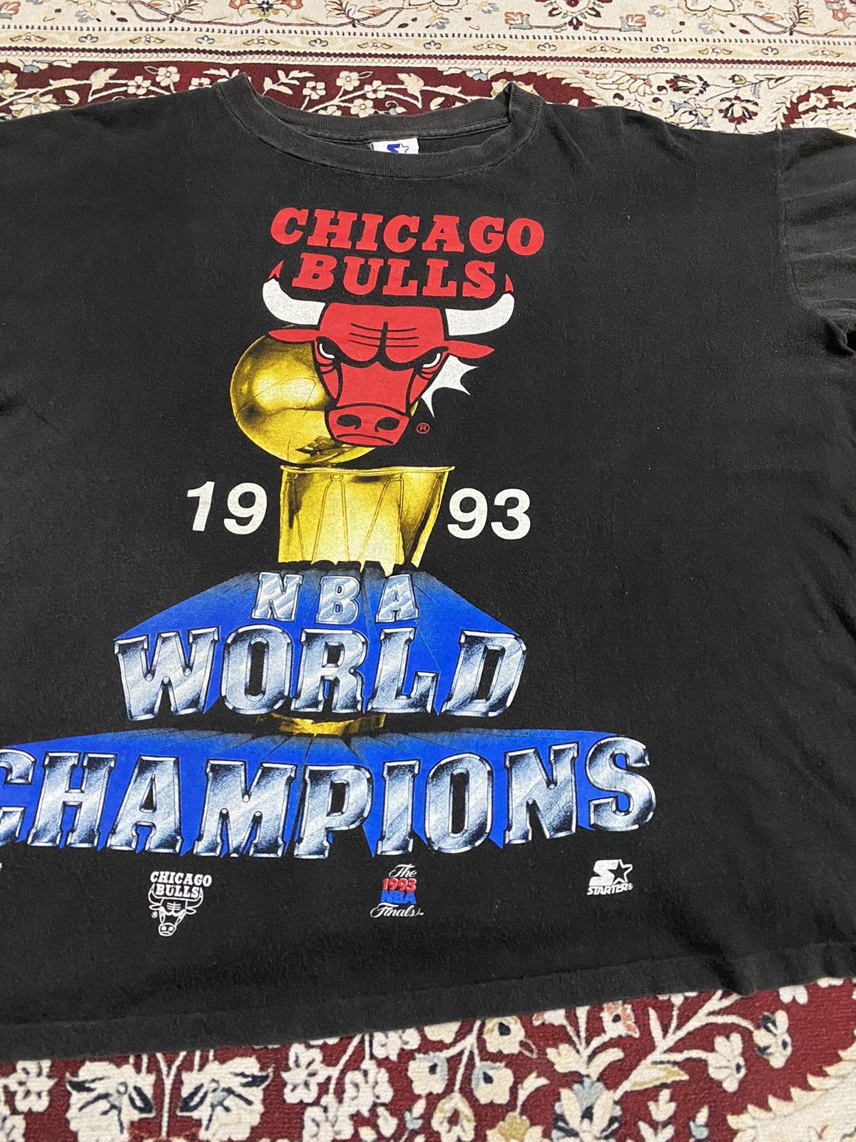 NBA Vintage chicago bulls nba champions 1993 raptee shirt Size US XL / EU 56 / 4 - 13 Thumbnail