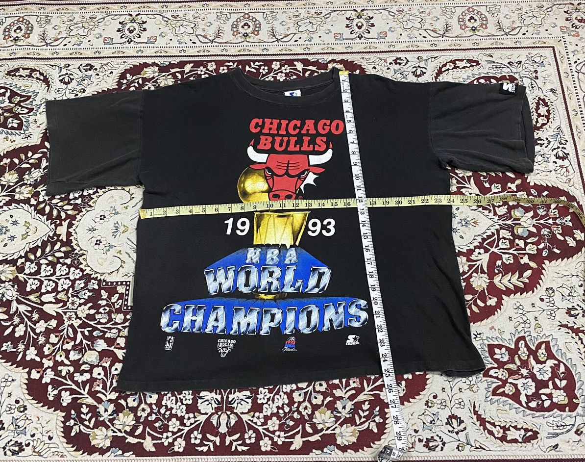 NBA Vintage chicago bulls nba champions 1993 raptee shirt Size US XL / EU 56 / 4 - 14 Thumbnail