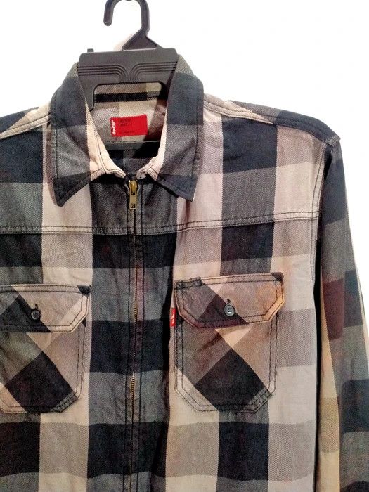 Japanese Brand × Levi's LEVIS RED TAB SUN FADED ZIPPPER BUTTON UP SHIRT Size US L / EU 52-54 / 3 - 2 Thumbnail