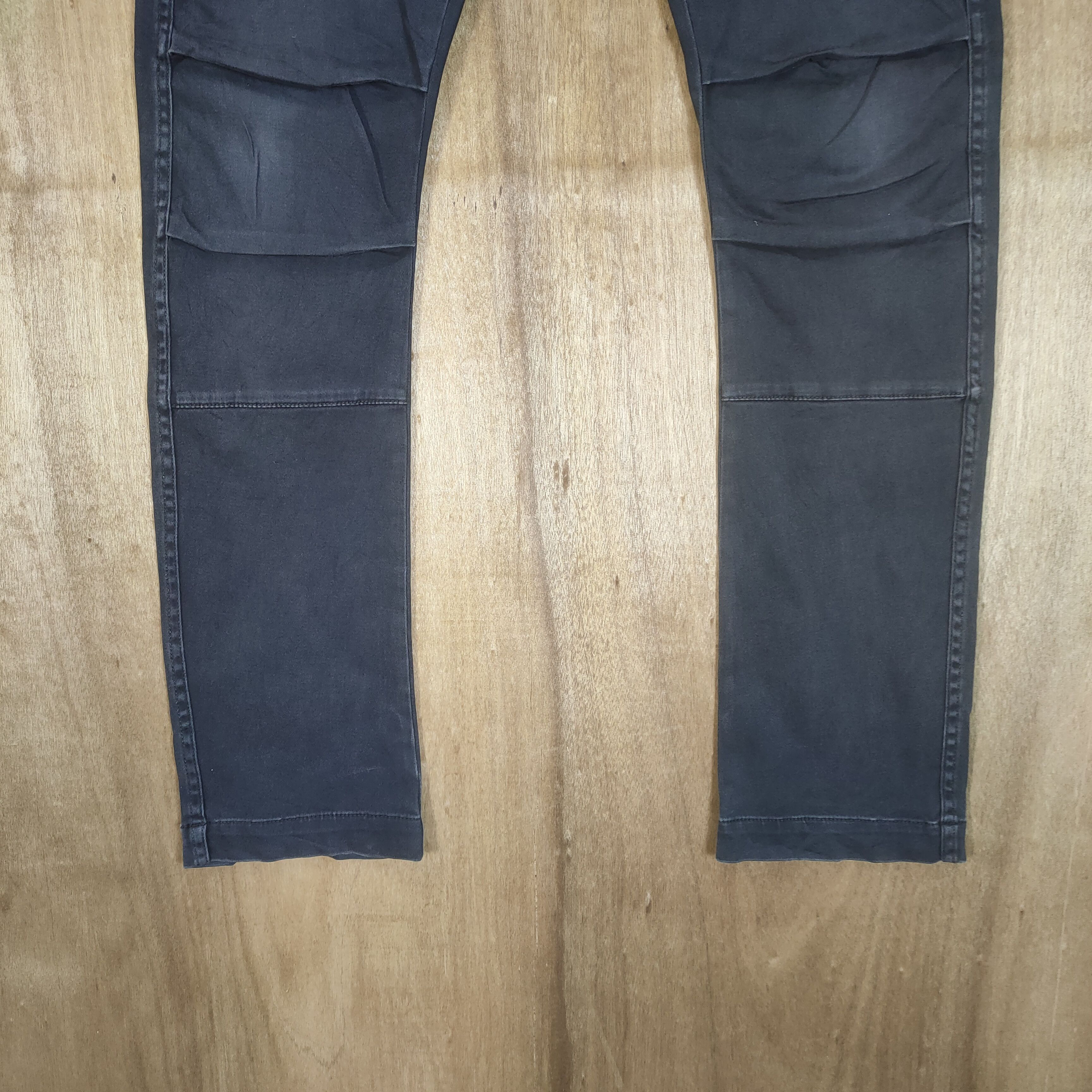 Black Label W32 ORAQLE VINTAGE BLACK FADED CARGO PANTS Size US 32 / EU 48 - 3 Thumbnail