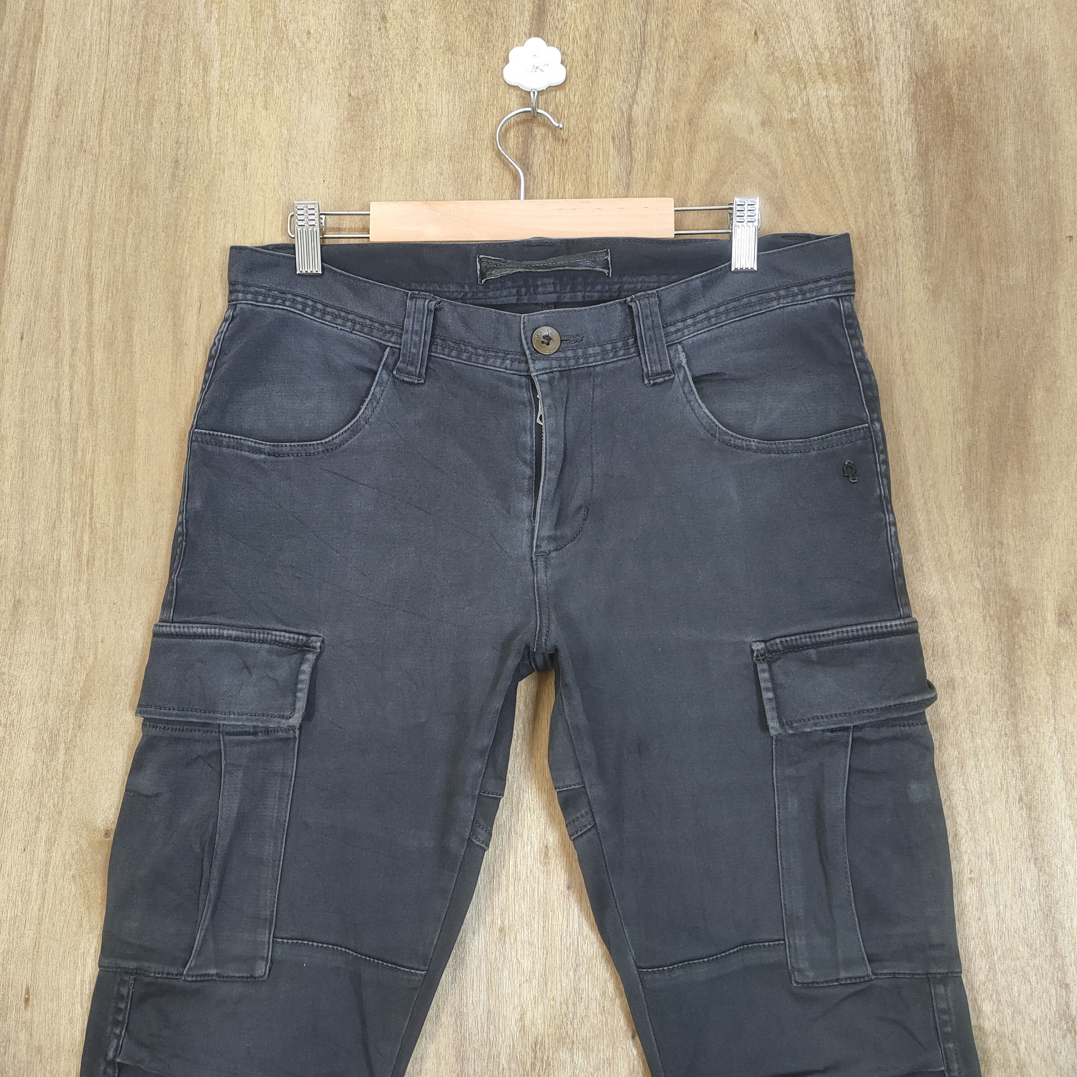 Black Label W32 ORAQLE VINTAGE BLACK FADED CARGO PANTS Size US 32 / EU 48 - 2 Thumbnail