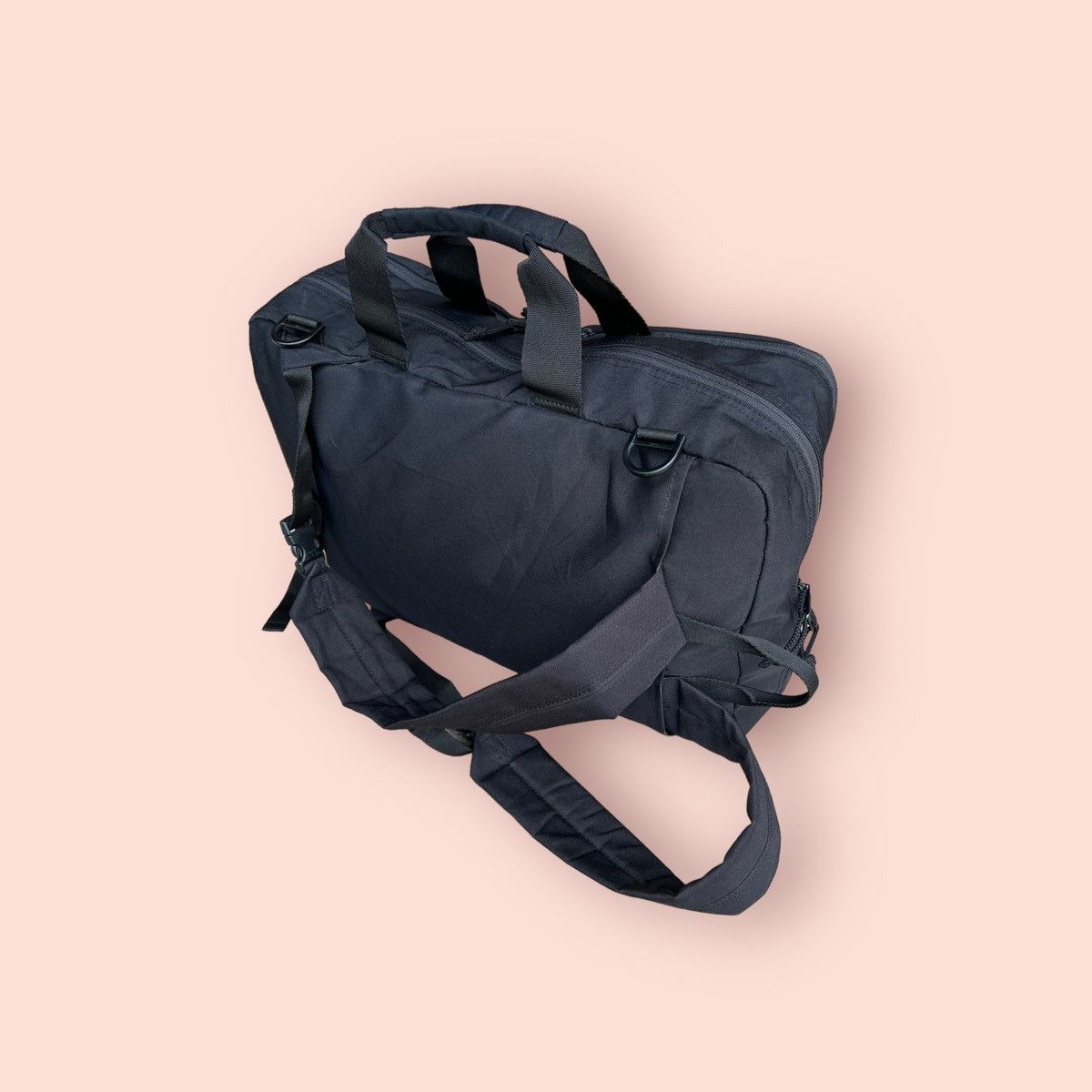 Japanese Brand × Jun Takahashi × Uniqlo RARE UNIQLO UTILITY BACKPACK & CROSSBODY SLING BAG Size ONE SIZE - 23 Thumbnail