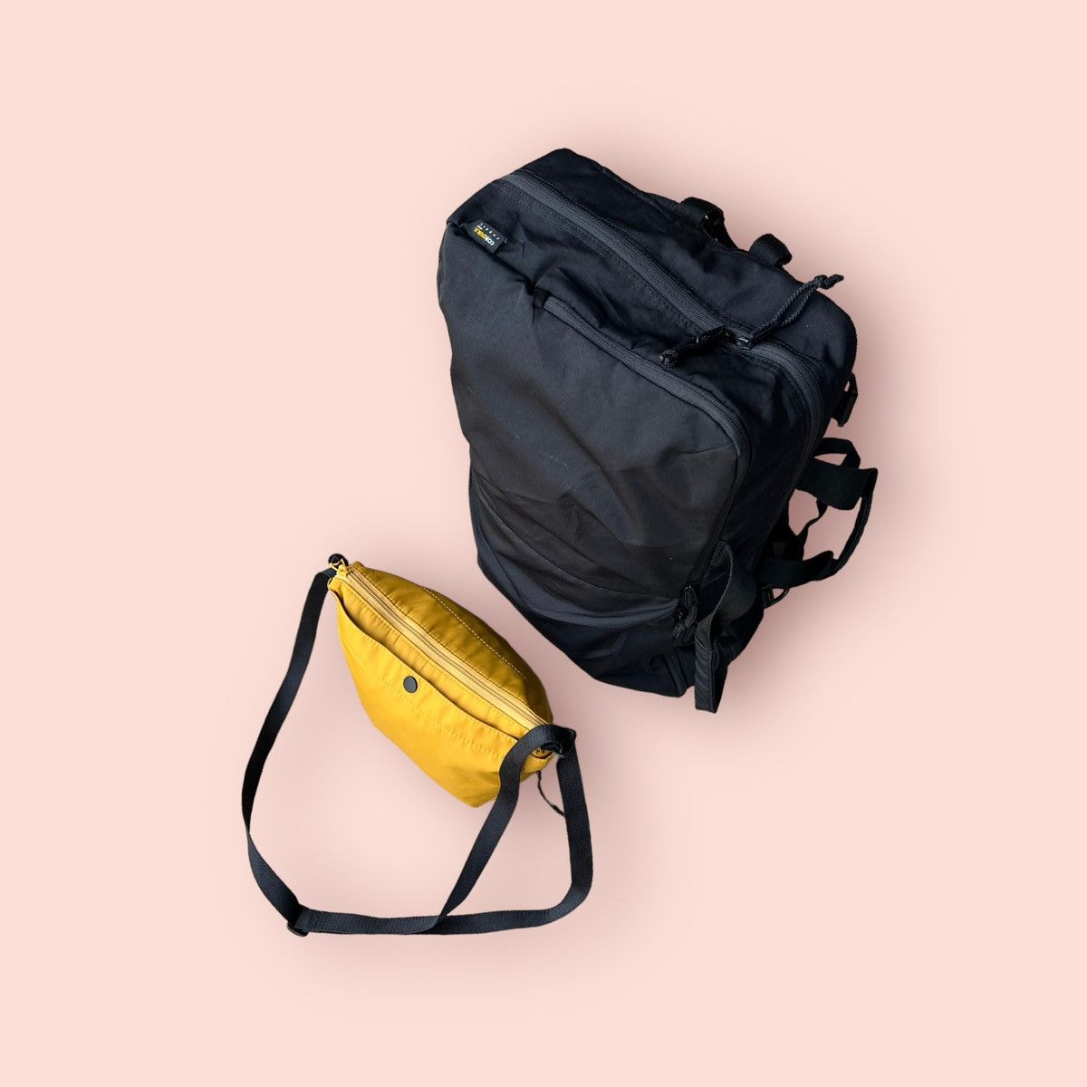 Japanese Brand × Jun Takahashi × Uniqlo RARE UNIQLO UTILITY BACKPACK & CROSSBODY SLING BAG Size ONE SIZE - 5 Thumbnail