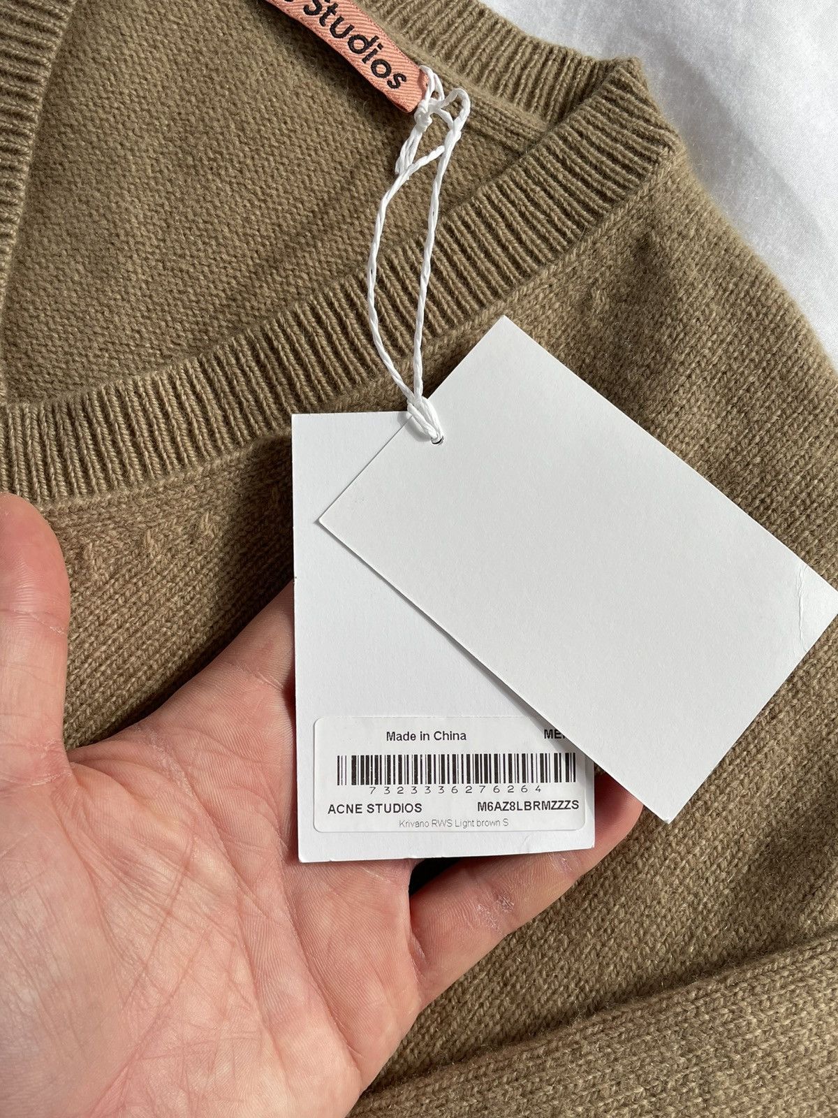 Acne Studios Acne studios cashmere blend v neck sweater Size US S / EU 44-46 / 1 - 5 Thumbnail