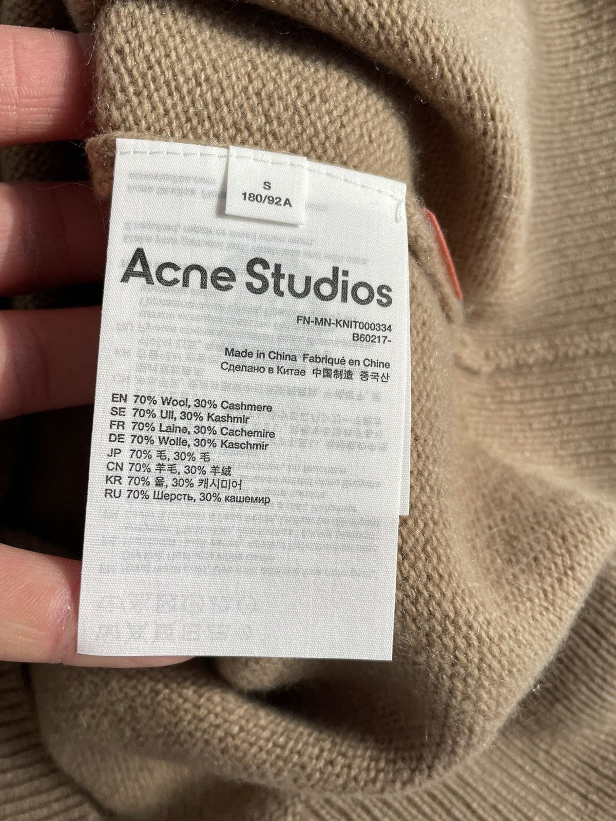 Acne Studios Acne studios cashmere blend v neck sweater Size US S / EU 44-46 / 1 - 8 Thumbnail