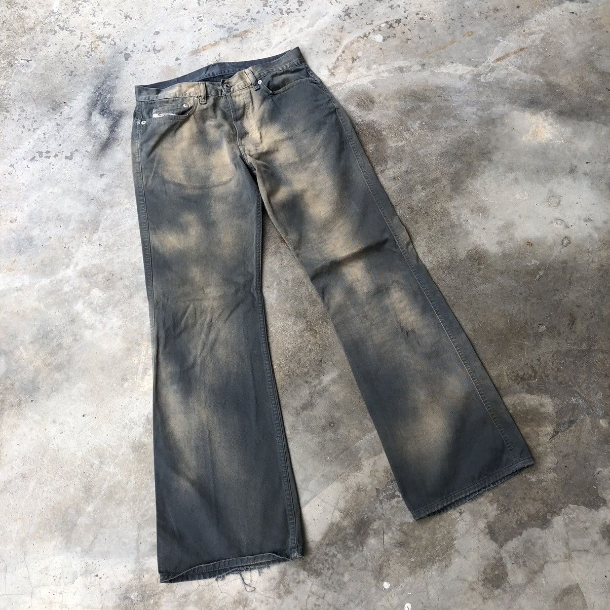 🔥Sick🔥Distress🔥Diesel Industry Splash Bleach Buttons Pants