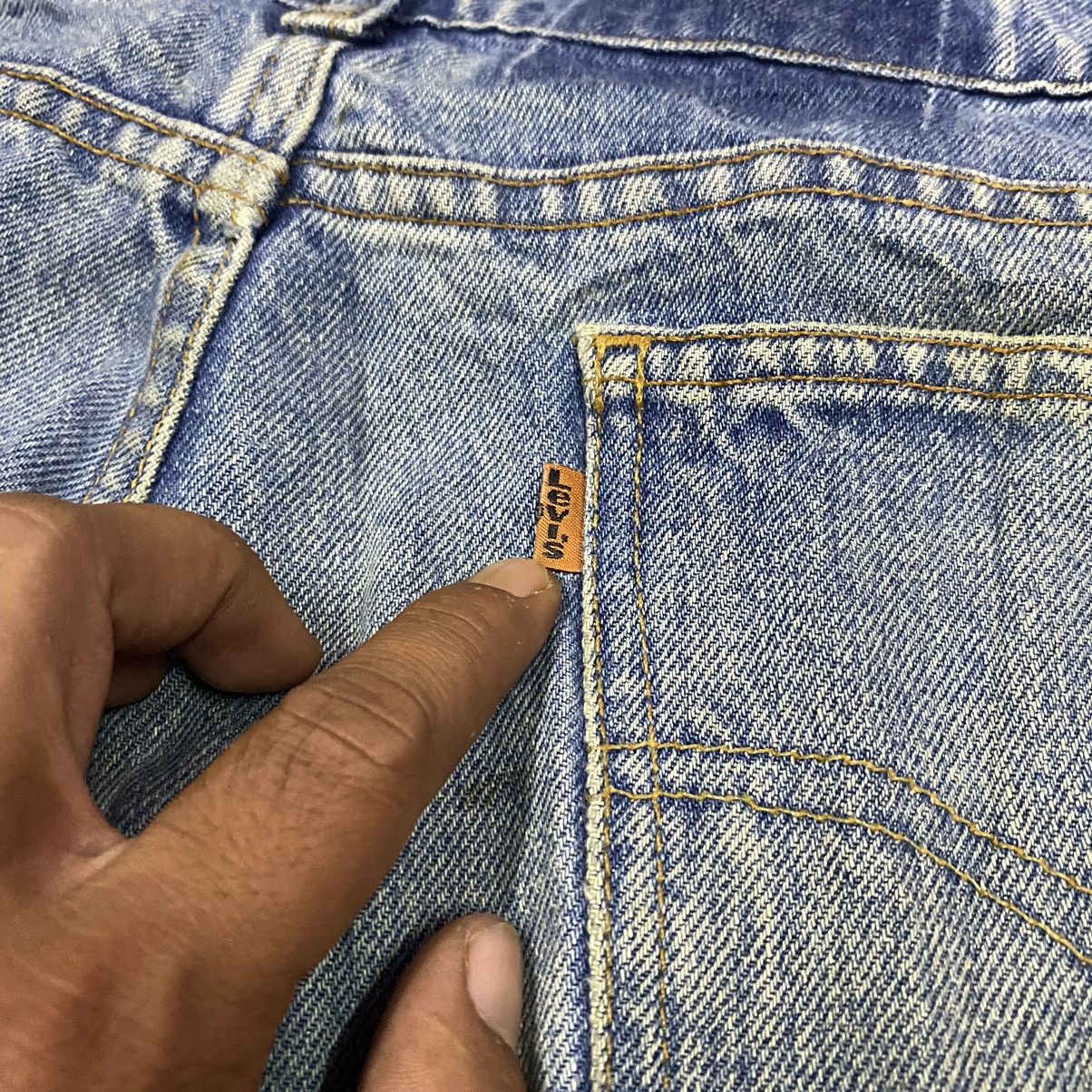 Jean × Levi's × Vintage Vintage 90s Levis 505 Orange Tab Stain Denim Jeans Size US 33 - 11 Thumbnail