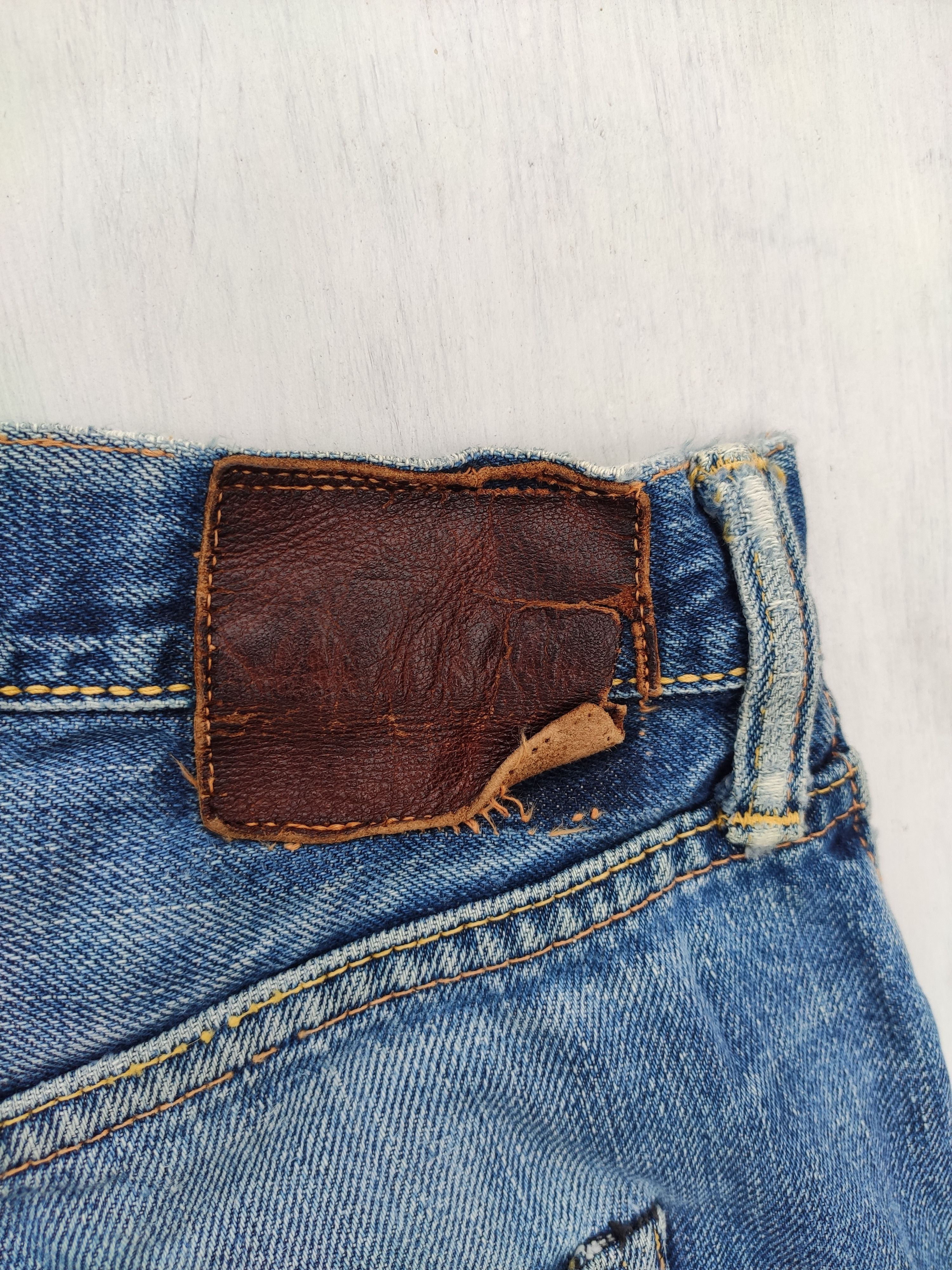 Evisu × Vintage Vintage Evisu Jeans Distressed Size US 43 - 10 Thumbnail
