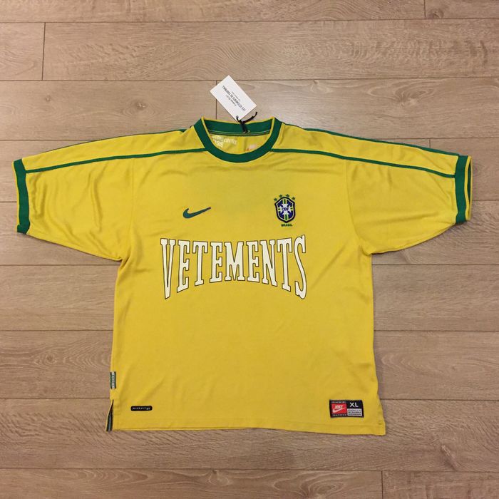 Vetements Les Vêtements de Football Brazil Soccer Jersey XL | Grailed