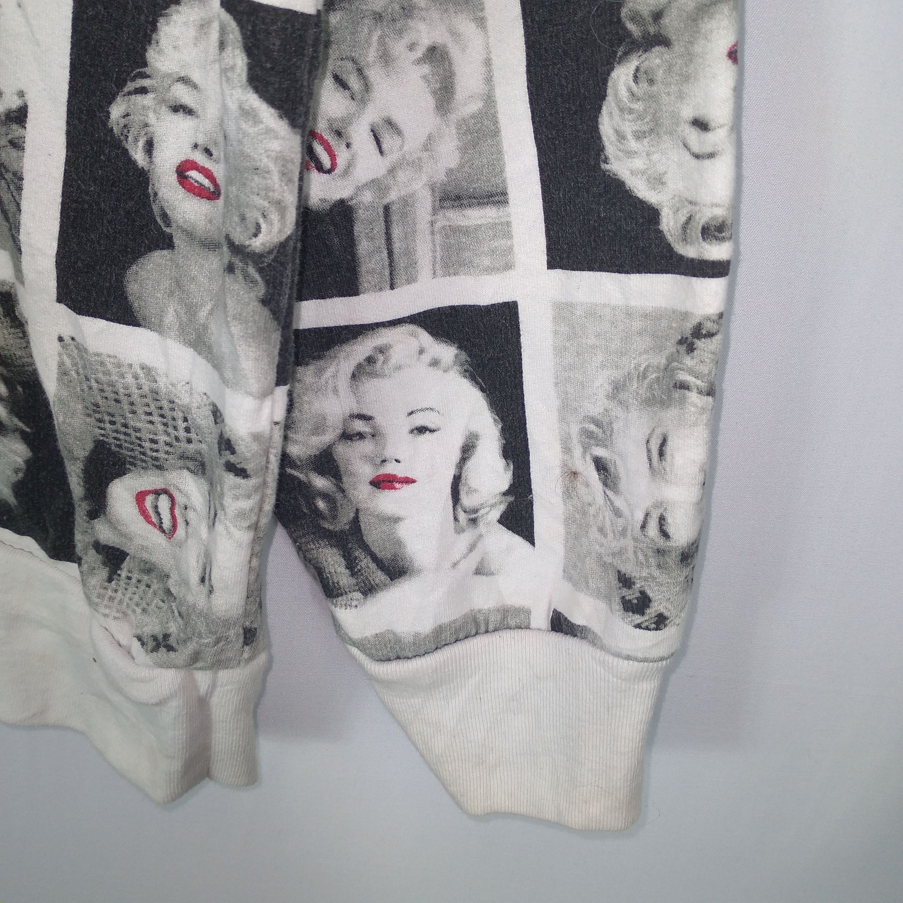 Vintage 🔥Iconic🔥Vintage Marilyn Monroe Pop Art Over Print Sweatshirt Size US M / EU 48-50 / 2 - 6 Thumbnail