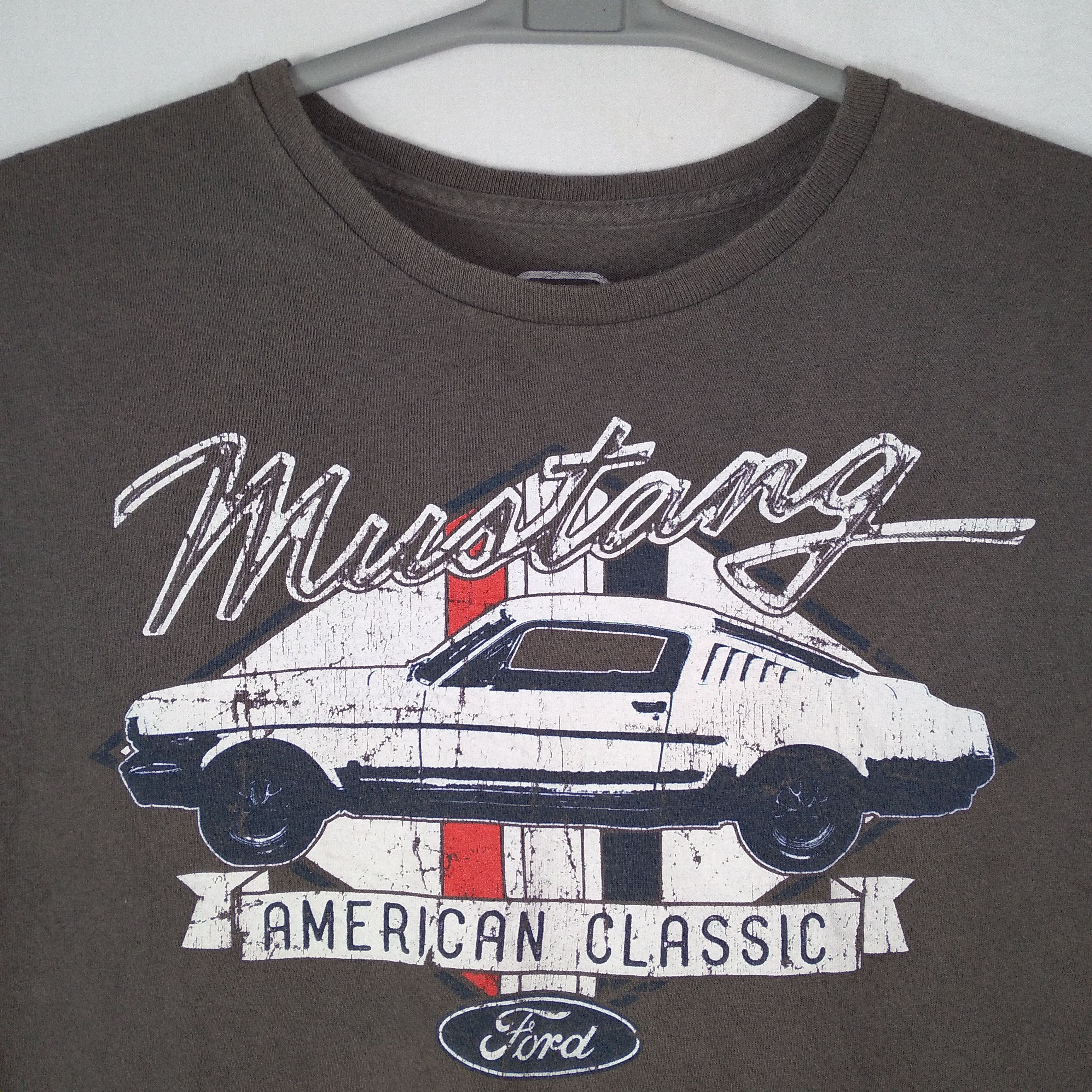 Ford × Vintage Ford Mustang American Classic Racing Car Big Print Tee Size US XL / EU 56 / 4 - 2 Thumbnail