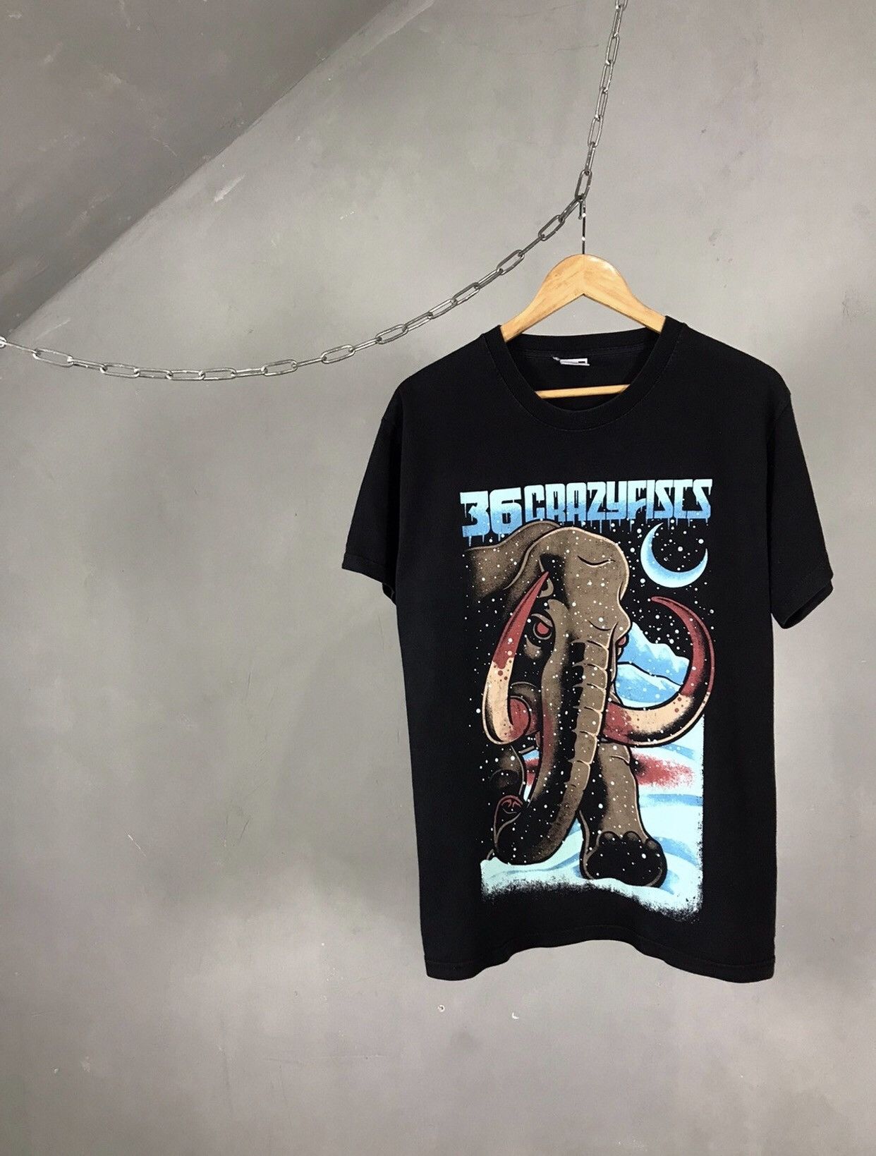 Band Tees × Vintage 36 Crazy Fists Vintage Rock Band Tee Size US L / EU 52-54 / 3 - 1 Thumbnail