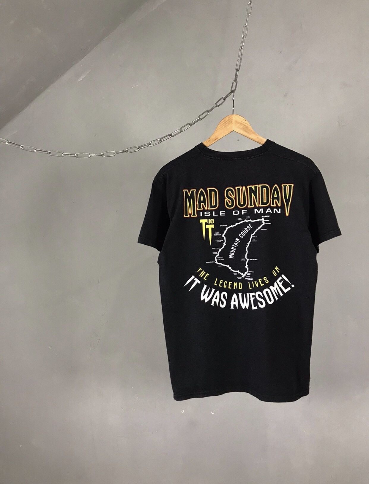 Vintage Mad Sunday Isle Of Man Vintage Skull Racing Tee Size US L / EU 52-54 / 3 - 2 Thumbnail