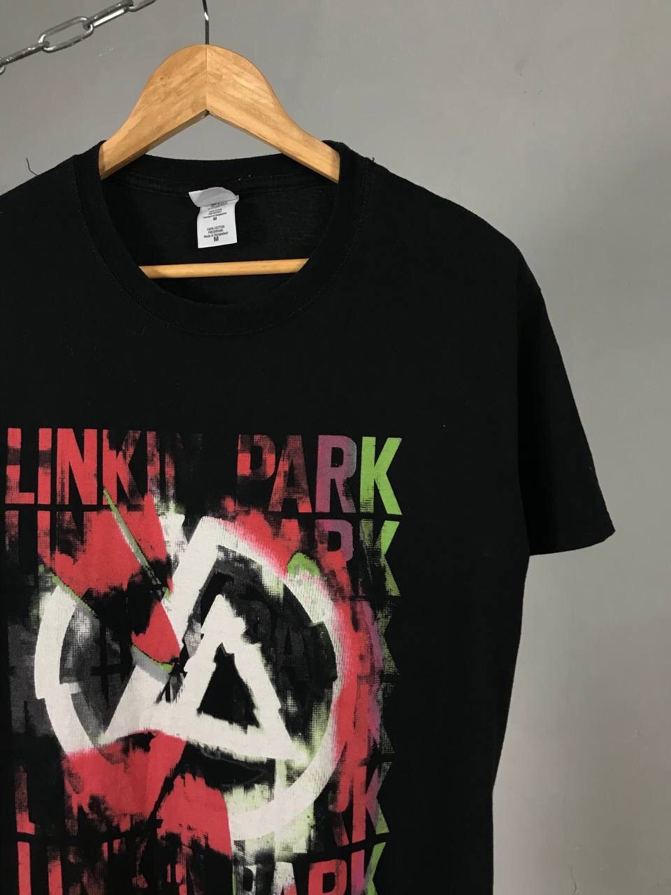 Band Tees Linkin Park 2013 Vintage Rock Band Tee Size US M / EU 48-50 / 2 - 2 Thumbnail