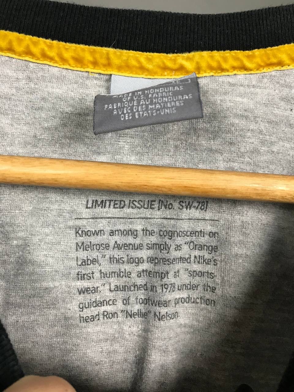 Nike × Vintage Nike big swoosh streetwear vintage limited issue longsleeve Size US XL / EU 56 / 4 - 5 Thumbnail