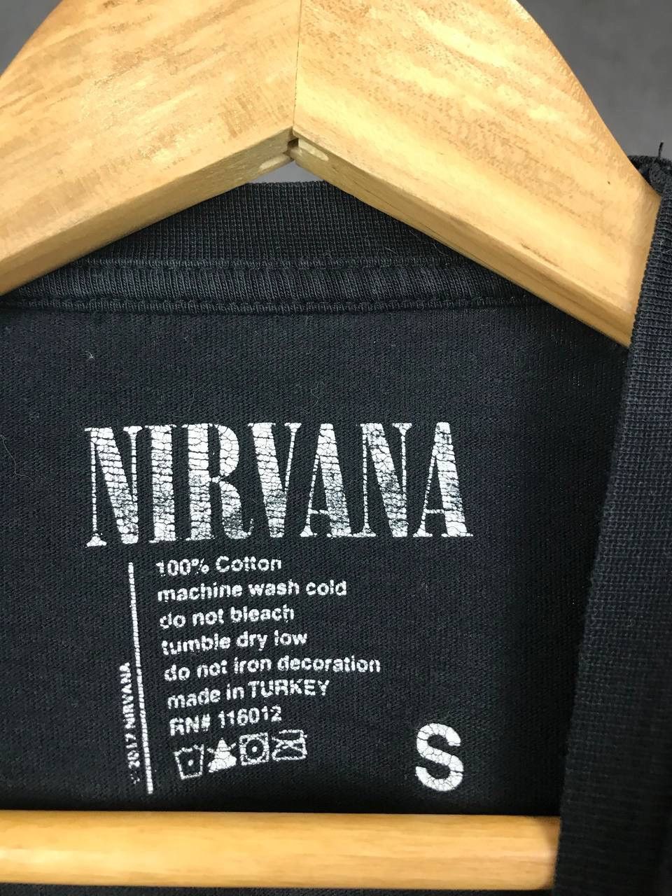 Band Tees × Nirvana Nirvana Smile vintage rock band tee Size US S / EU 44-46 / 1 - 3 Thumbnail