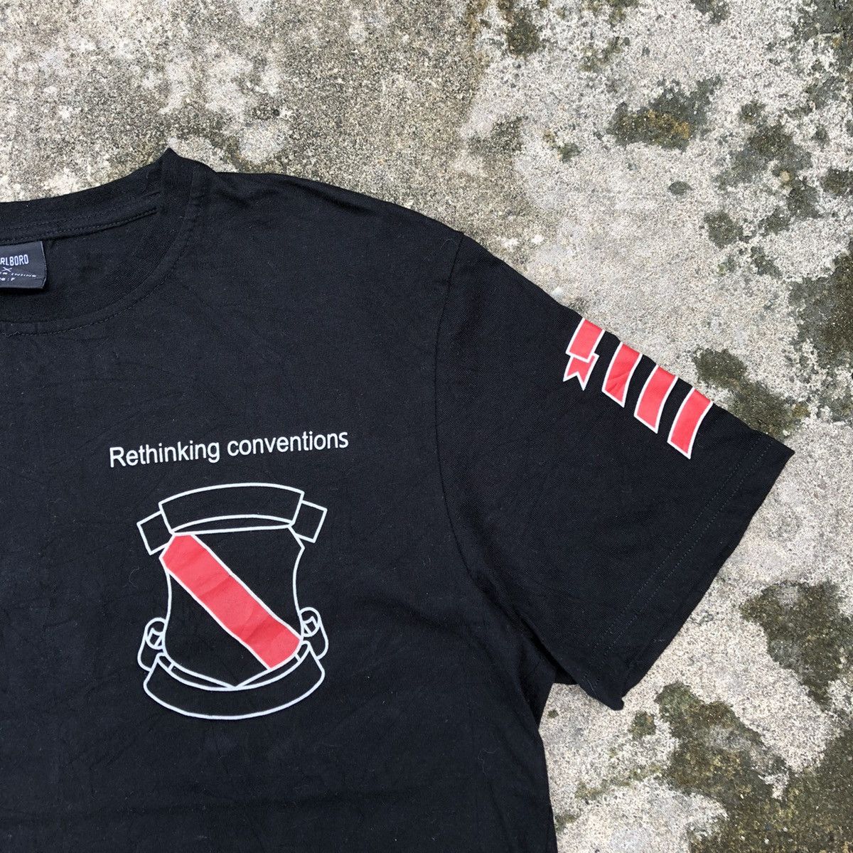 Japanese Brand × Number (N)ine × Vintage 🔥OG🔥Number (N)ine X Marlboro Rethinking Conventions Tee Size US M / EU 48-50 / 2 - 3 Thumbnail