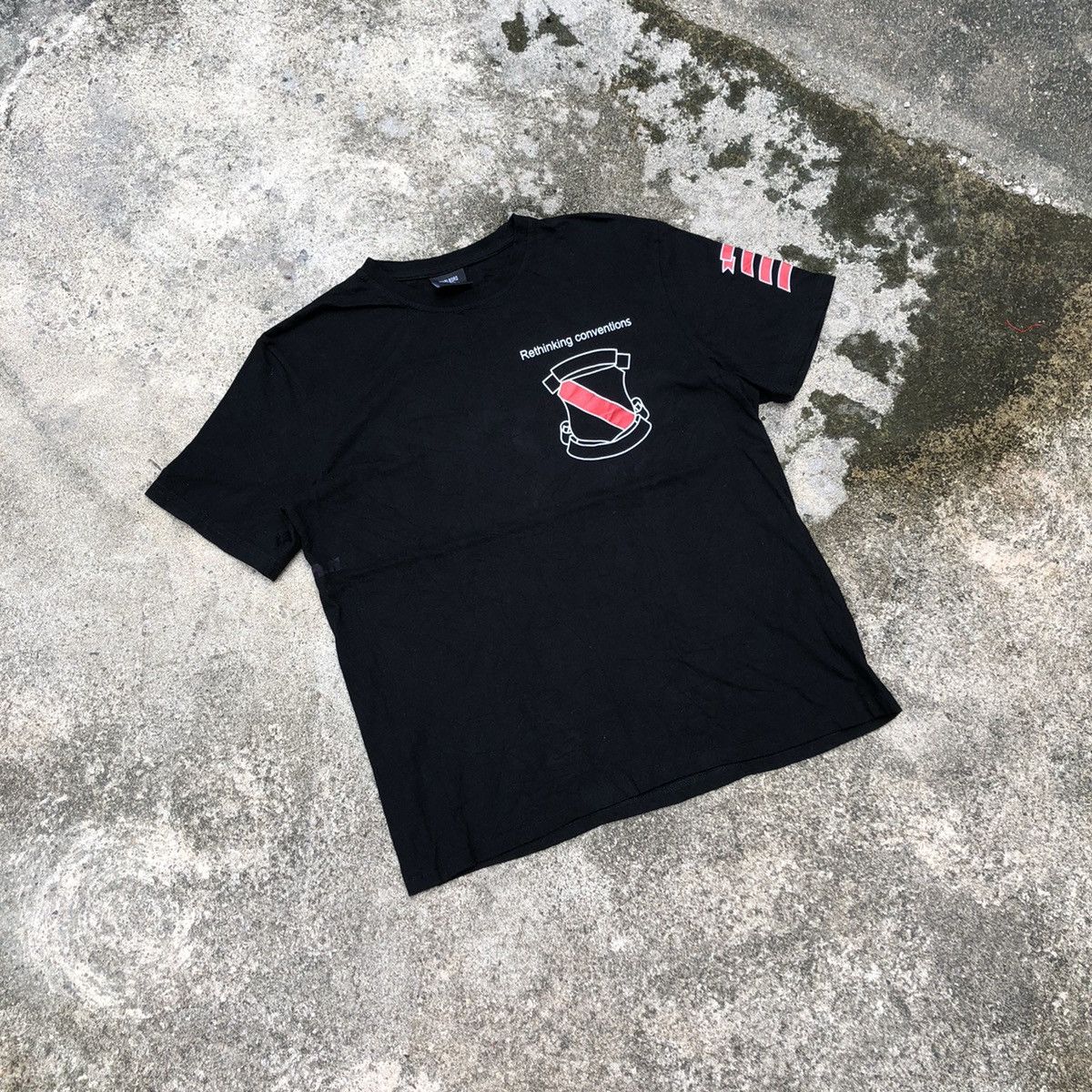 Japanese Brand × Number (N)ine × Vintage 🔥OG🔥Number (N)ine X Marlboro Rethinking Conventions Tee Size US M / EU 48-50 / 2 - 1 Thumbnail