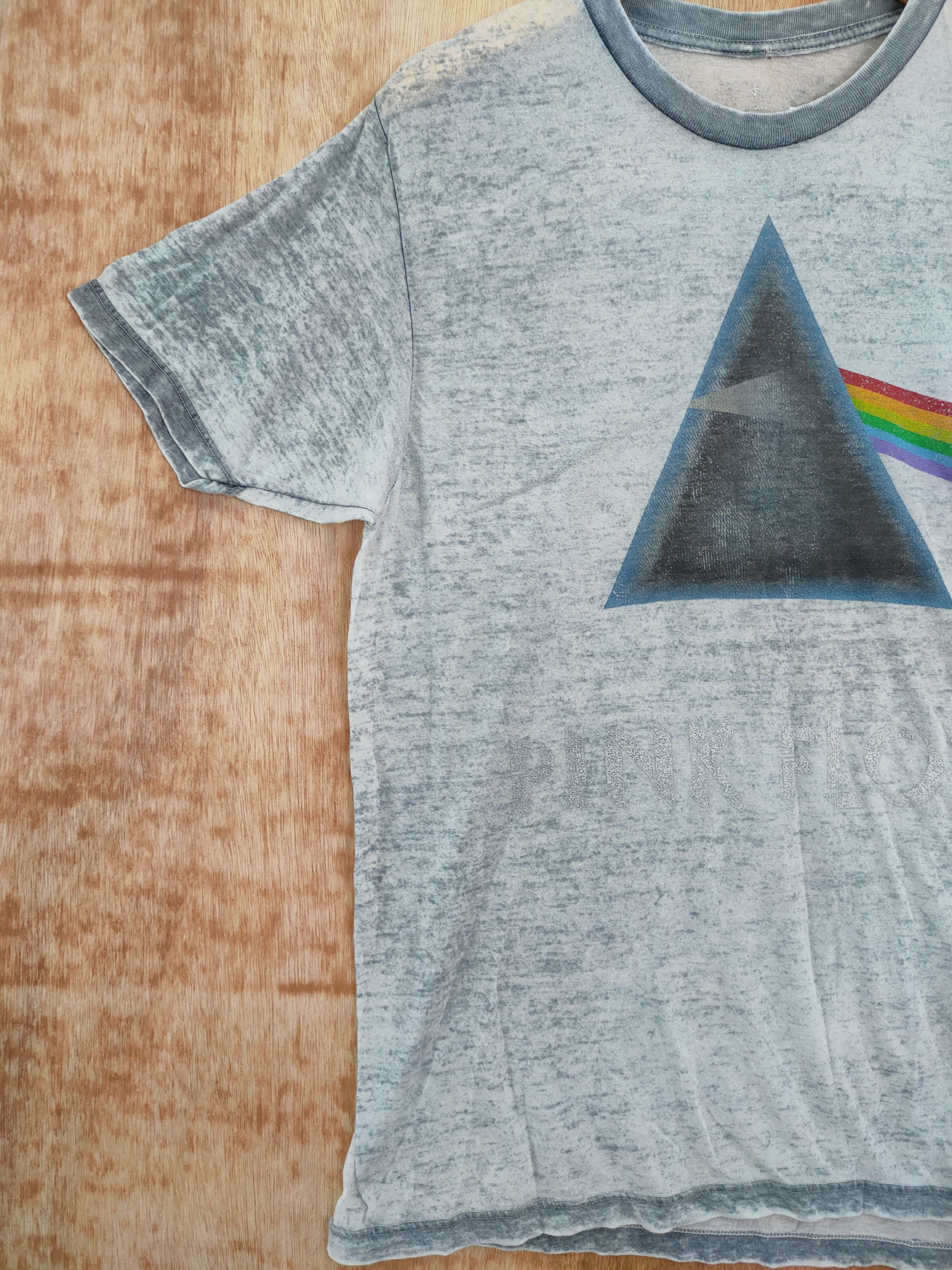Band Tees DL Pink Floyd prism band tee 50/50 thin tee #992 Size US M / EU 48-50 / 2 - 2 Thumbnail