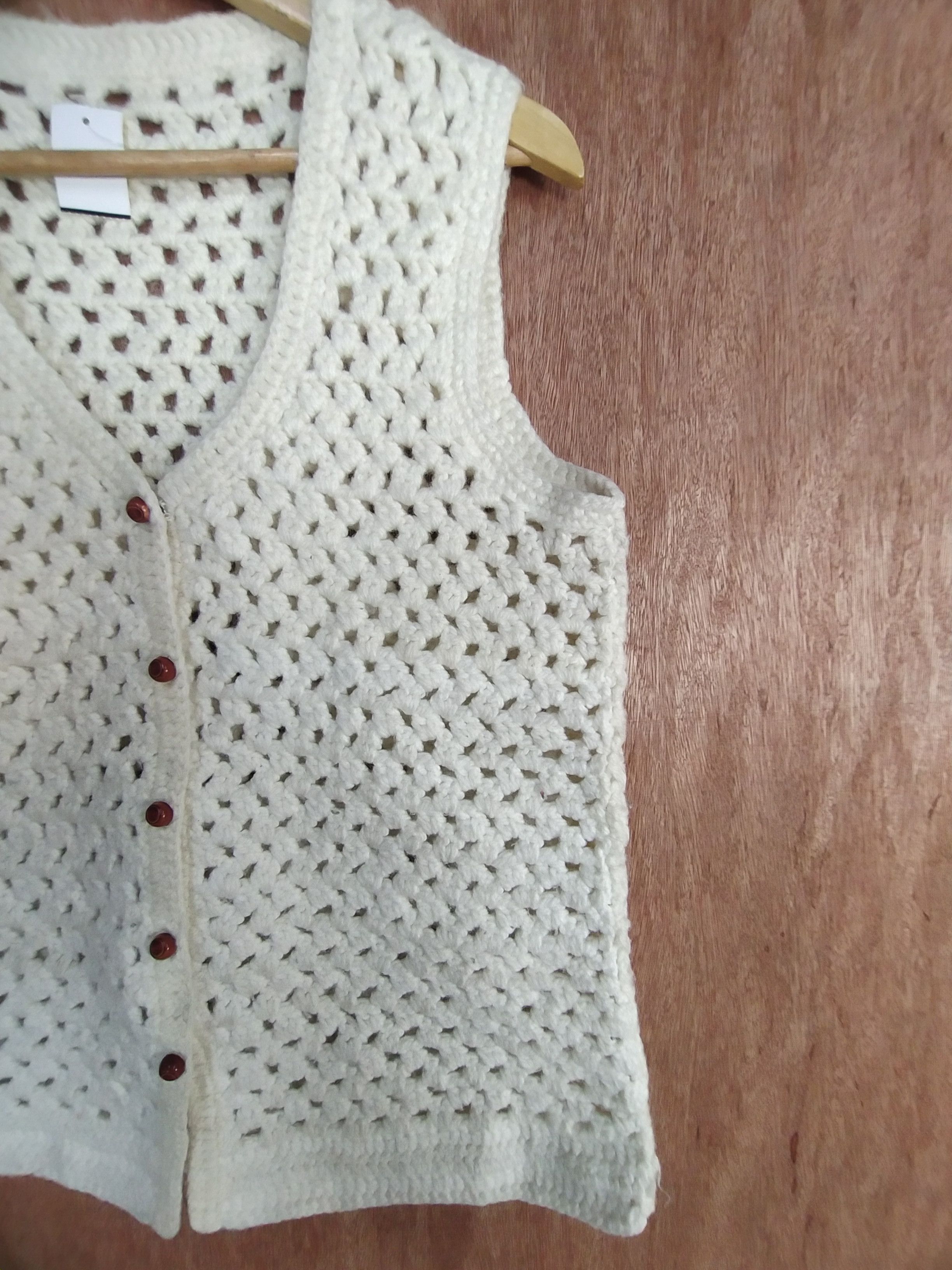Homespun Knitwear Japan crochet handmade vest sleeveless Cream knitwear #S032 Size S / US 4 / IT 40 - 5 Thumbnail